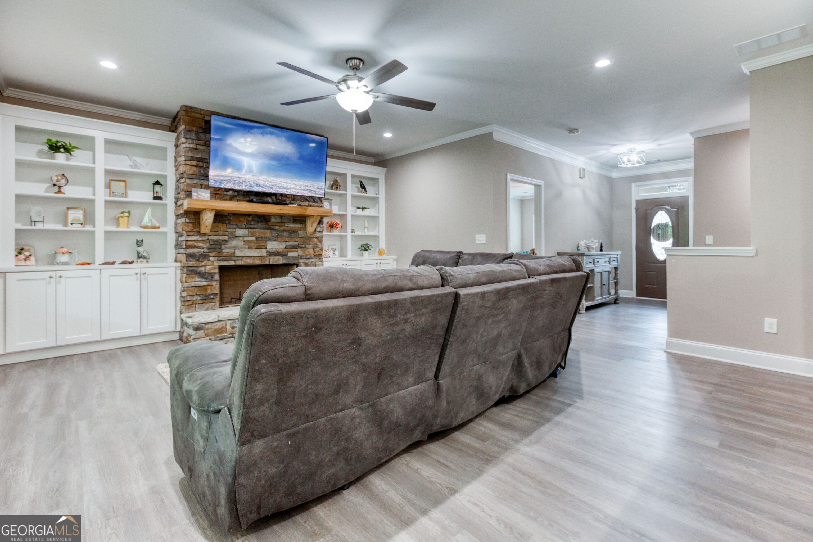 2529 Shockley Springs Drive Property Photo 3