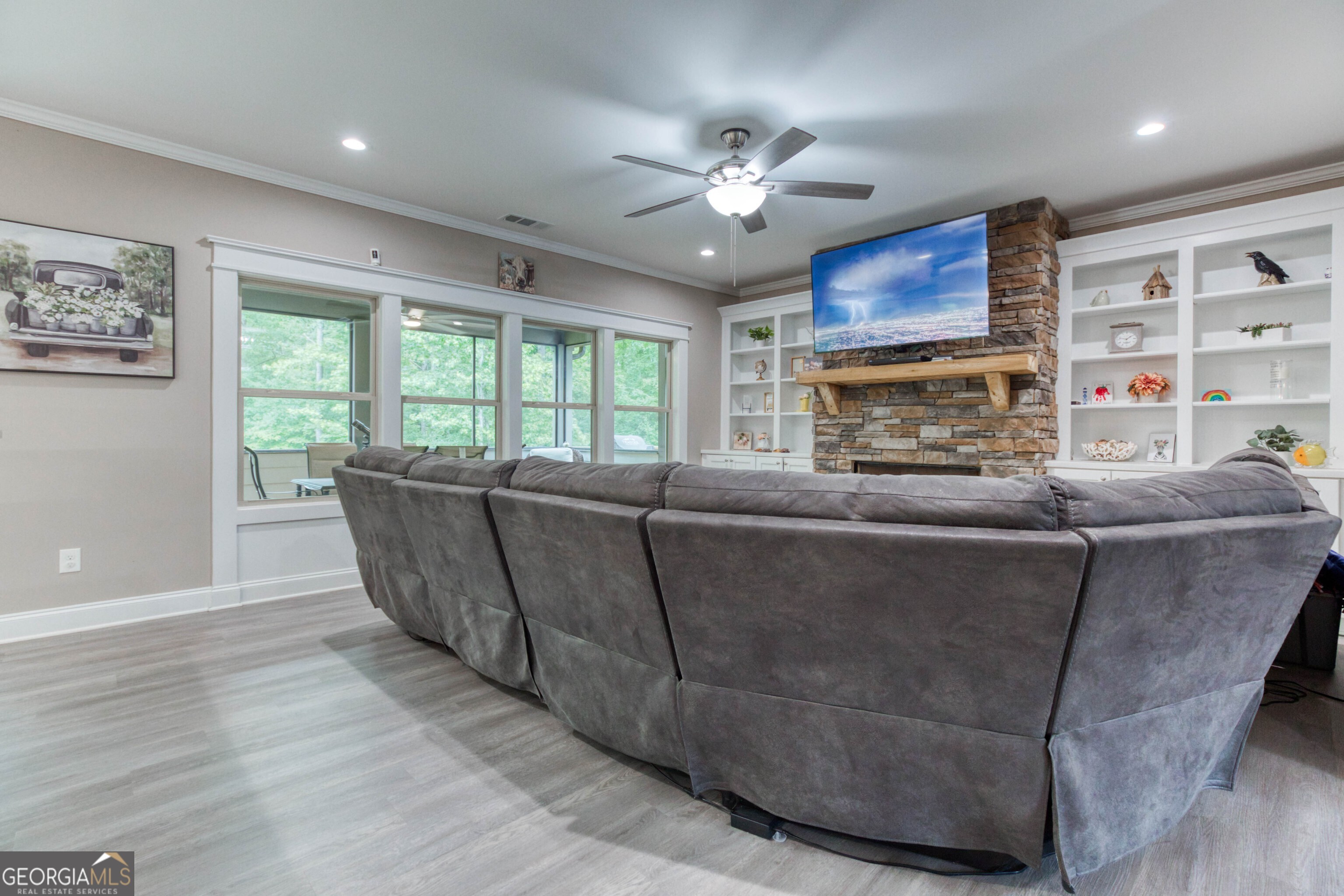 2529 Shockley Springs Drive Property Photo 4