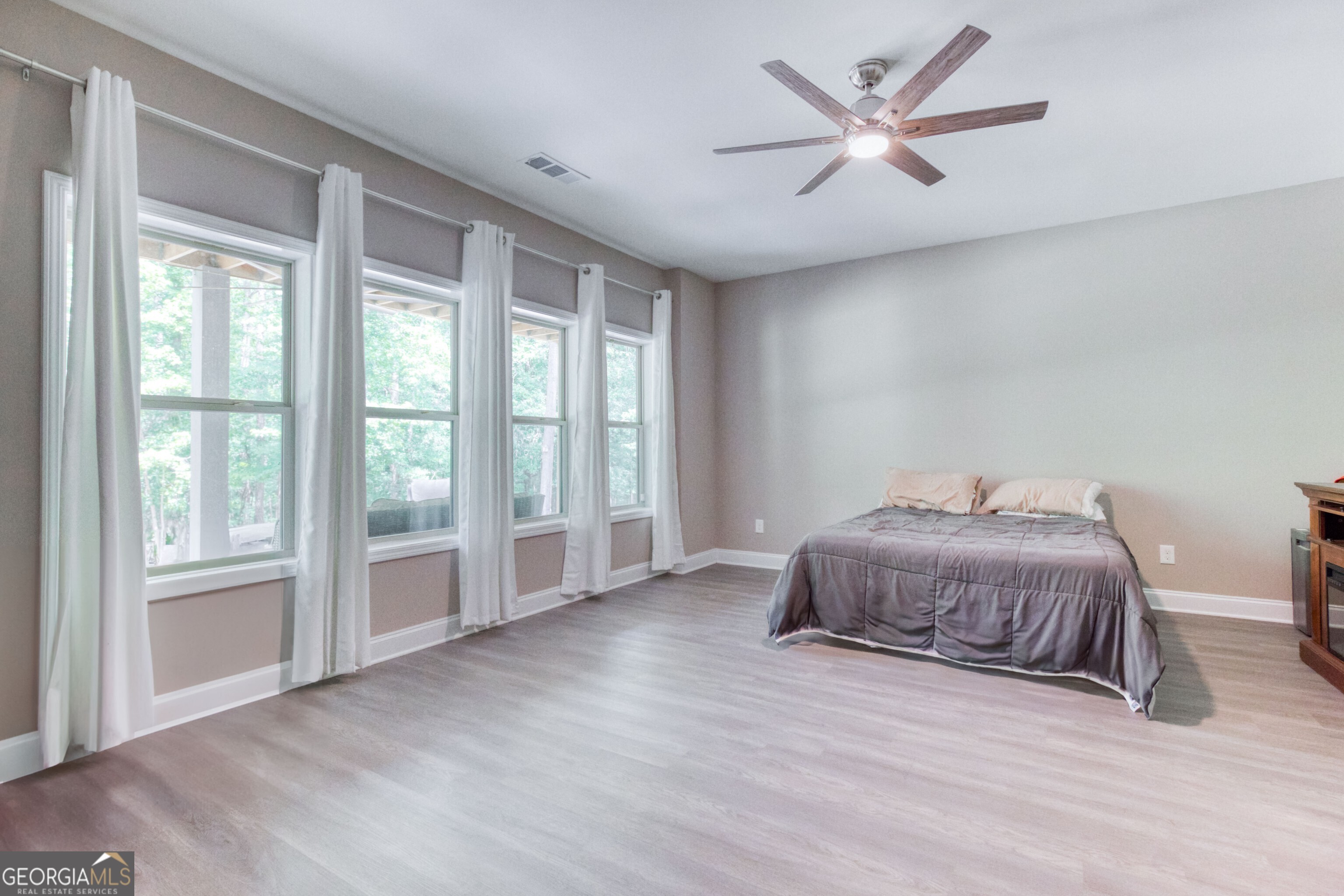 2529 Shockley Springs Drive Property Photo 27