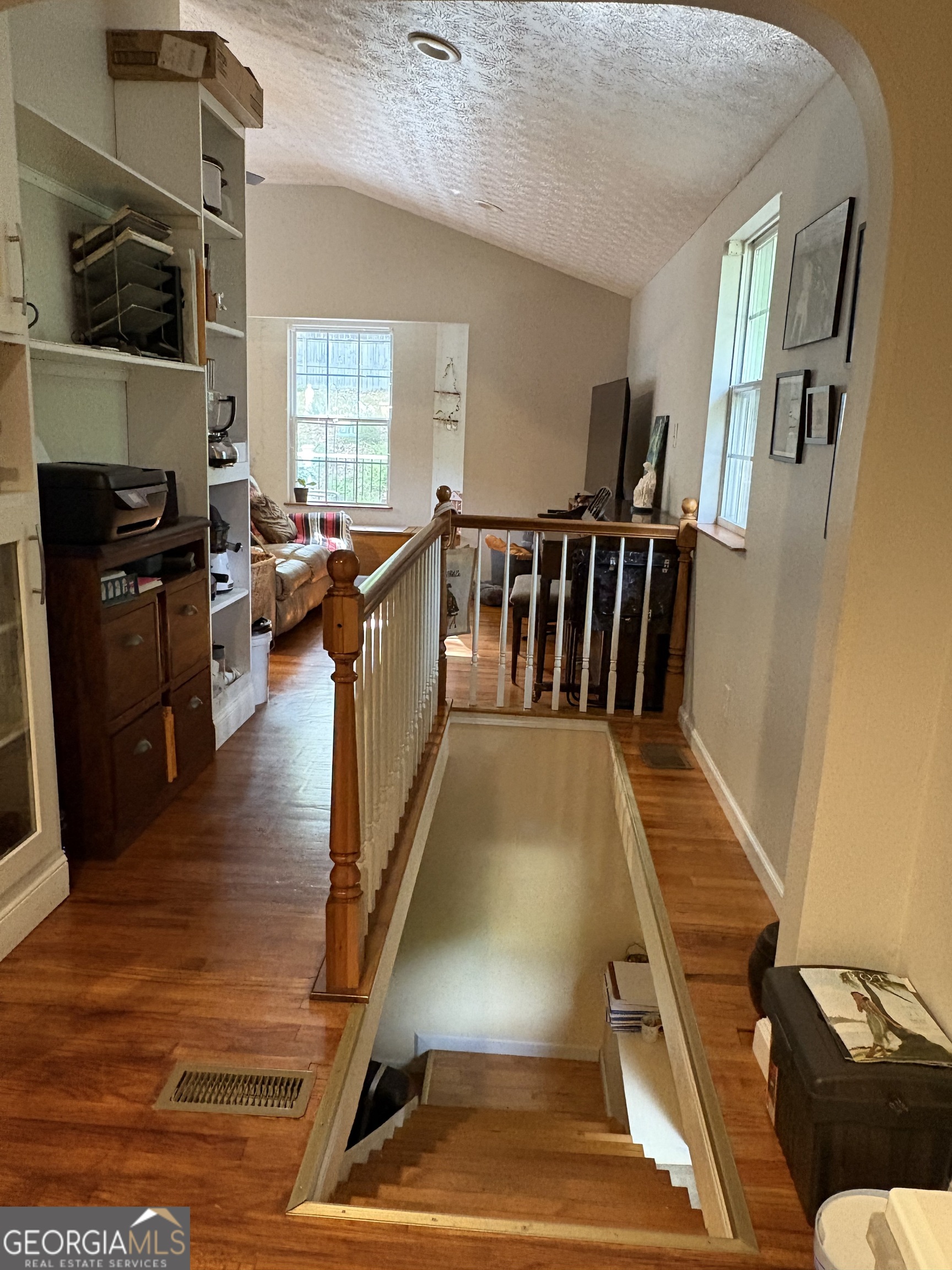 5529 Willow Brook Drive Property Photo 6