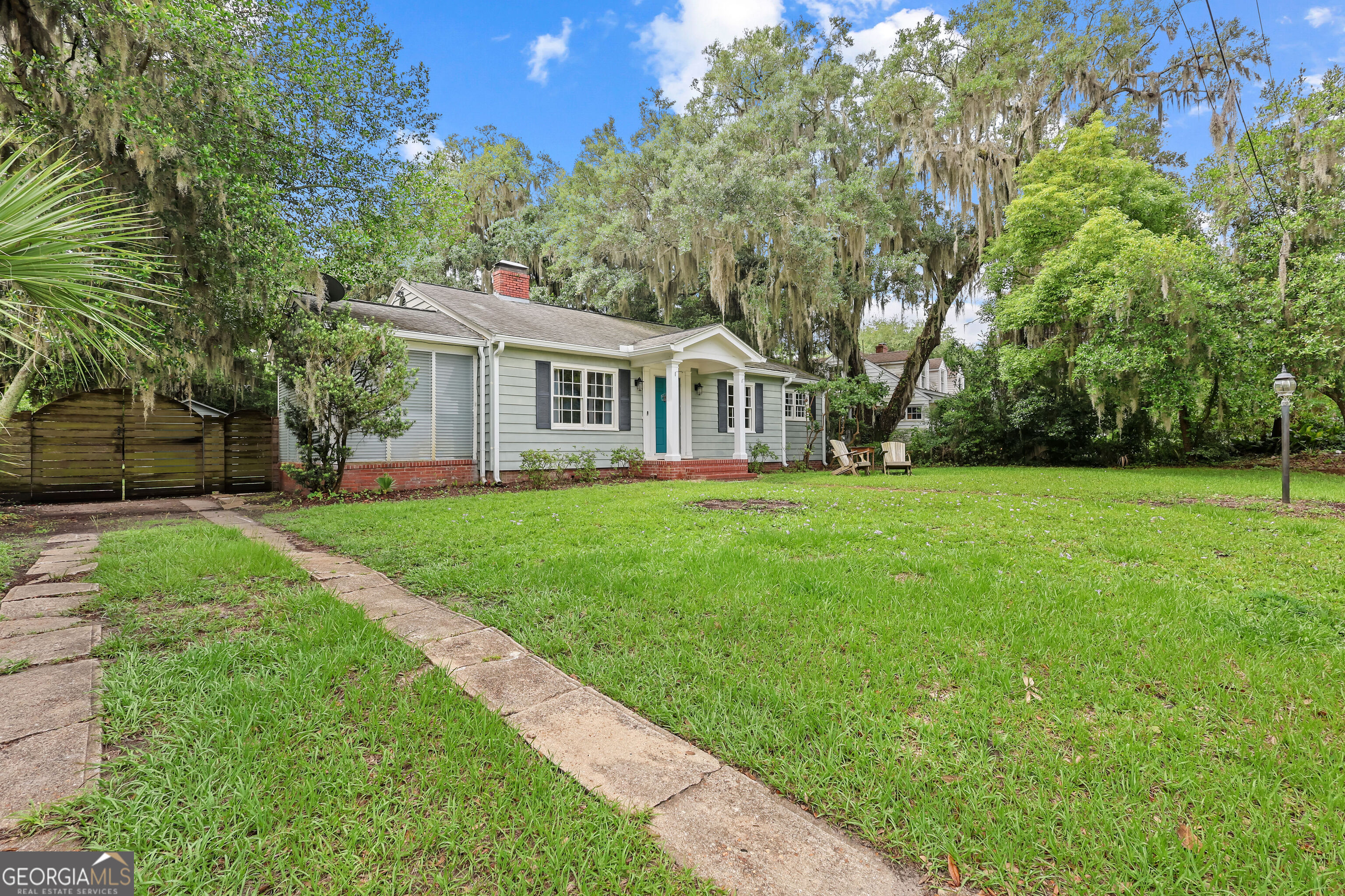 2016 Ash Avenue Property Photo 6
