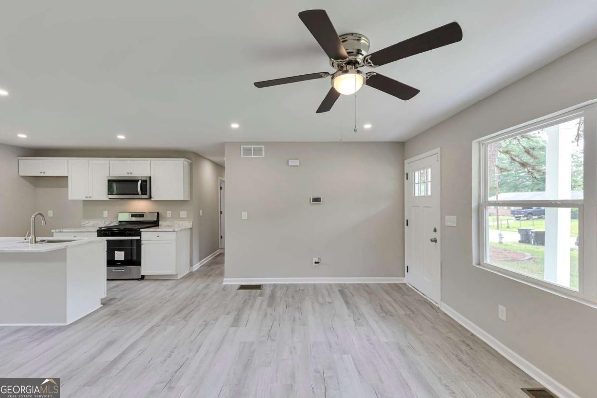 1660 Mallard Circle Property Photo 4
