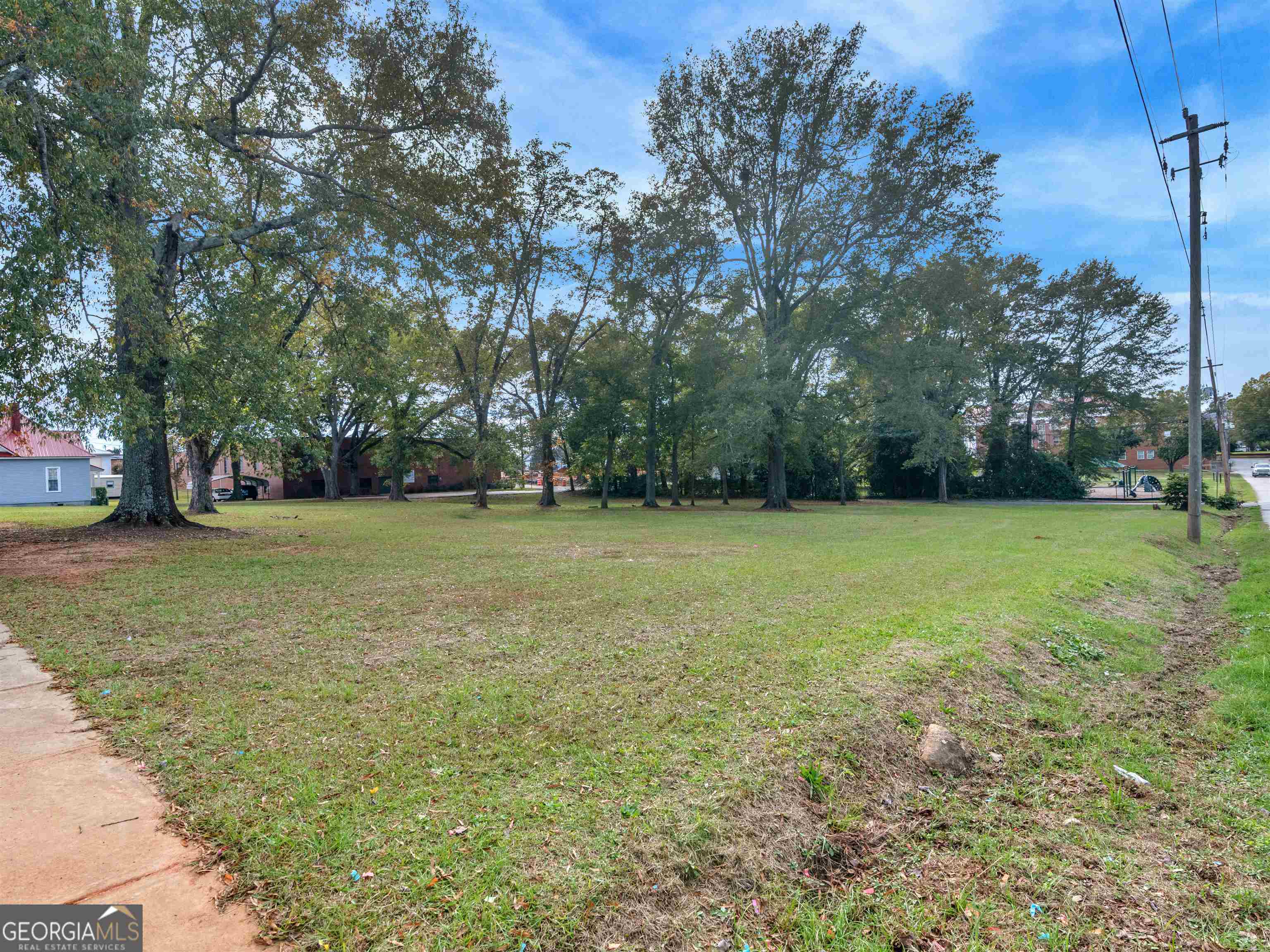 14 N Jackson Street Property Photo 5