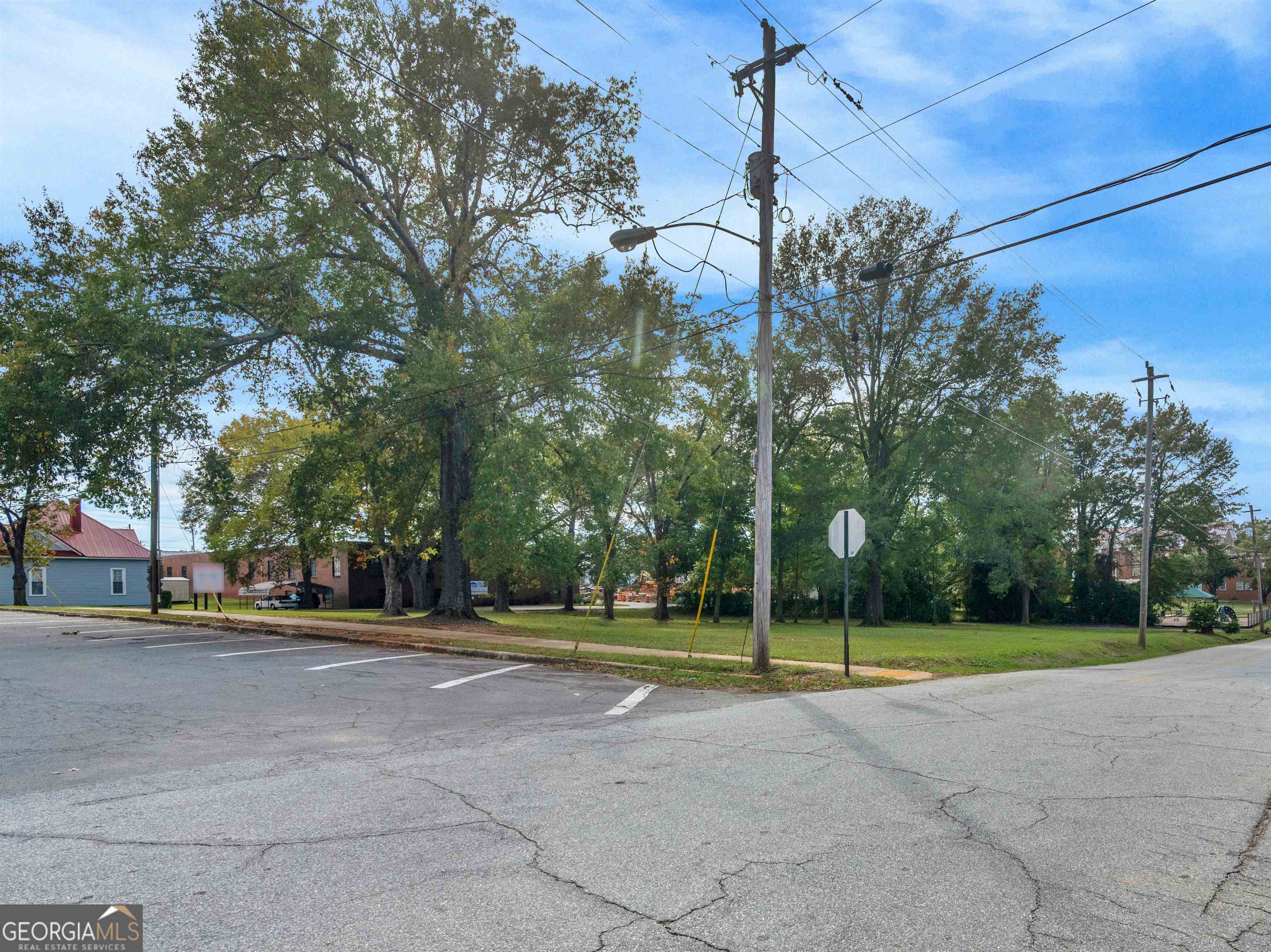 14 N Jackson Street Property Photo 13
