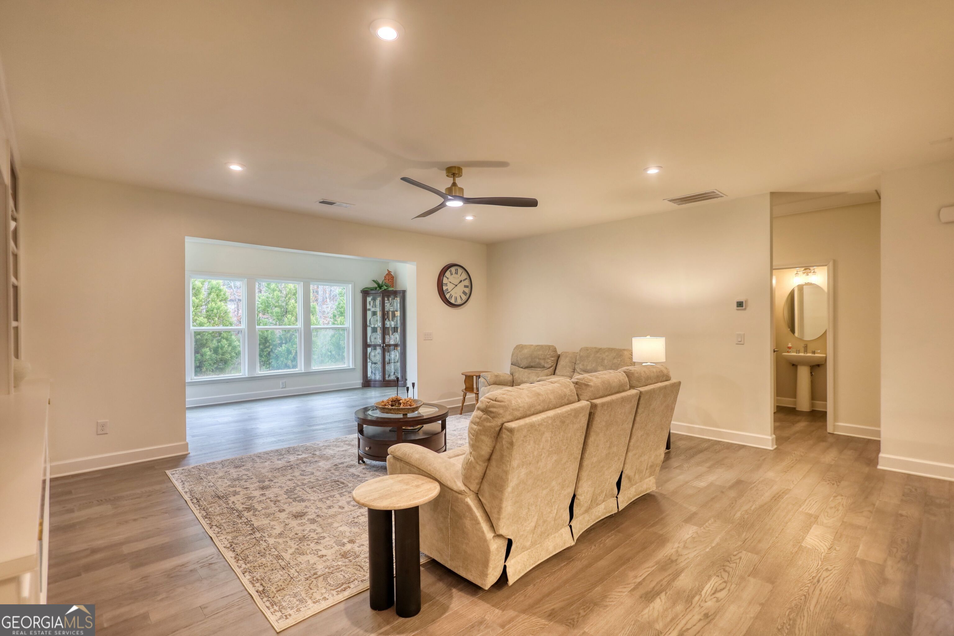 1011 Slip Path Property Photo 26