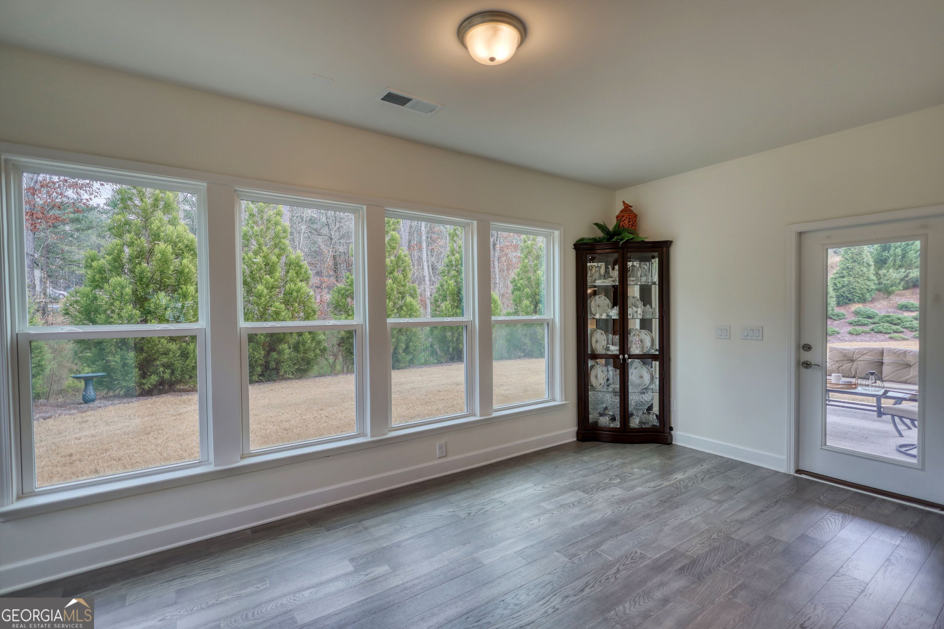 1011 Slip Path Property Photo 27