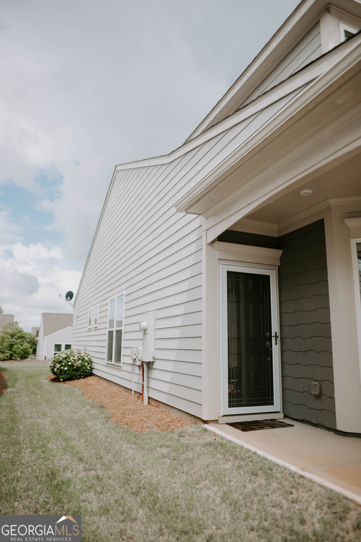 403 Chestatee Court Property Photo 9