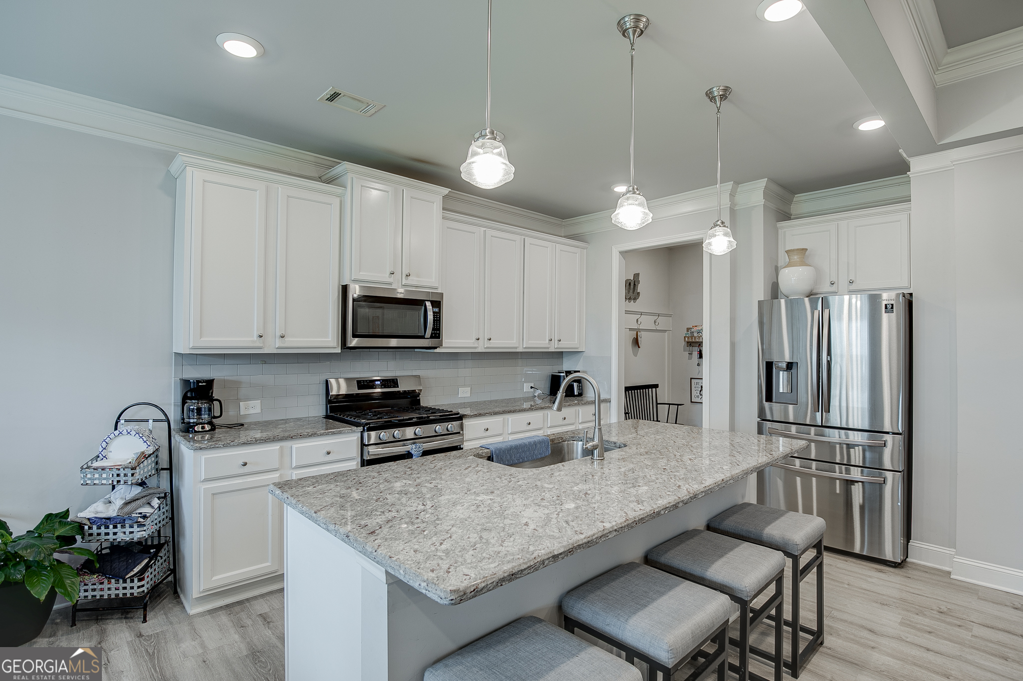 6937 Lancaster Crossing Property Photo 11