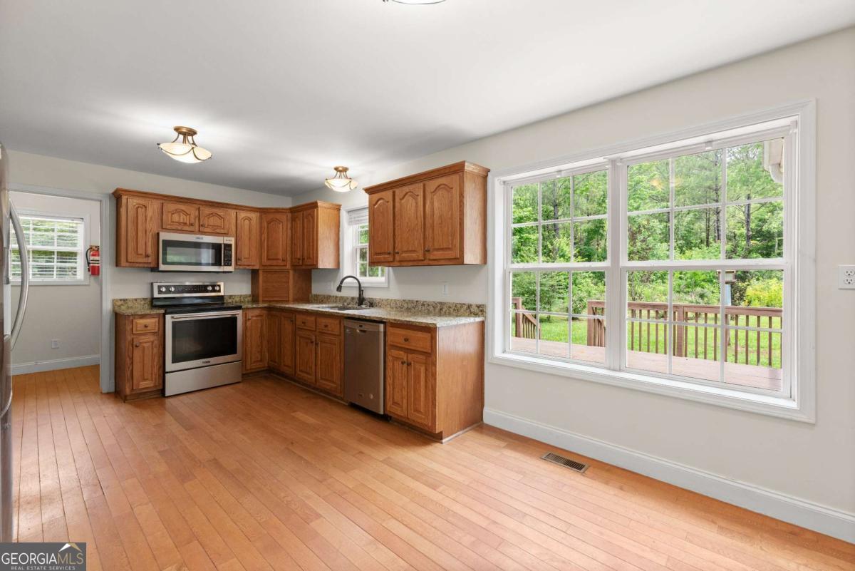 577 Everett Springs Road Sw Property Photo 17