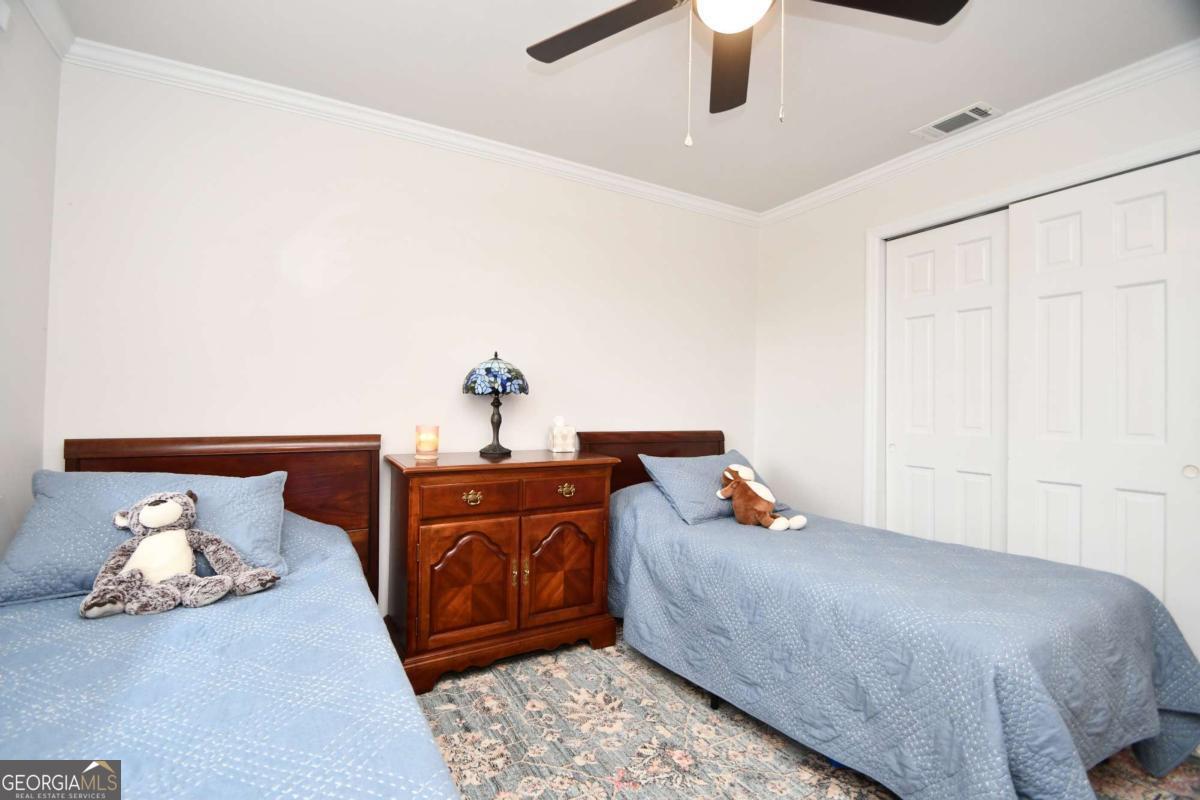 280 Valleybrook Drive Property Photo 29