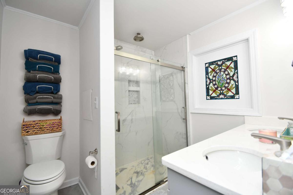 280 Valleybrook Drive Property Photo 41