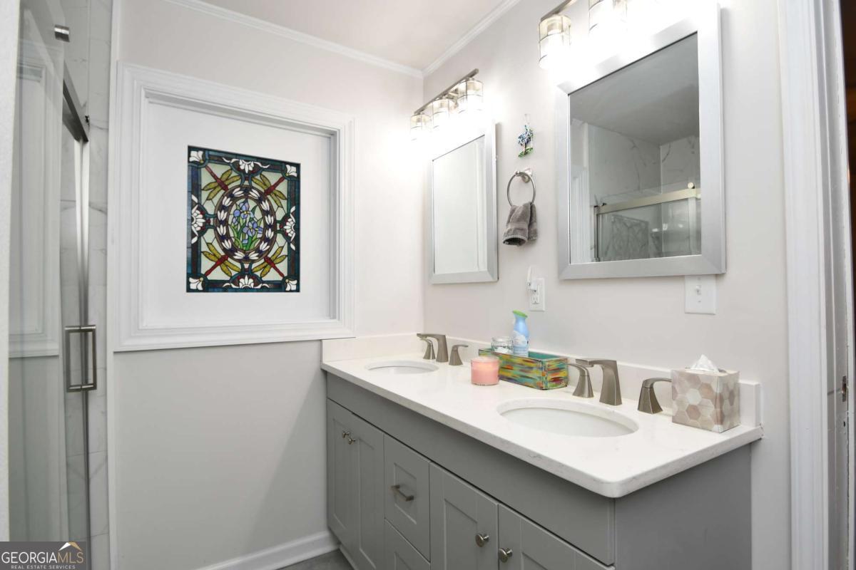 280 Valleybrook Drive Property Photo 42