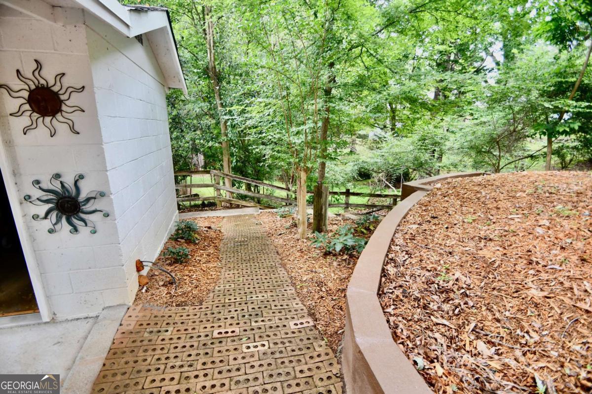 280 Valleybrook Drive Property Photo 59
