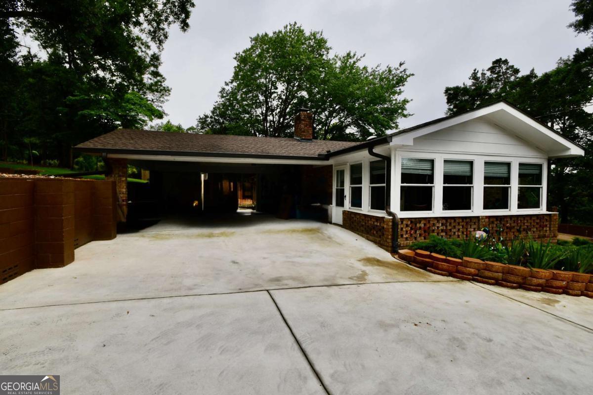 280 Valleybrook Drive Property Photo 68