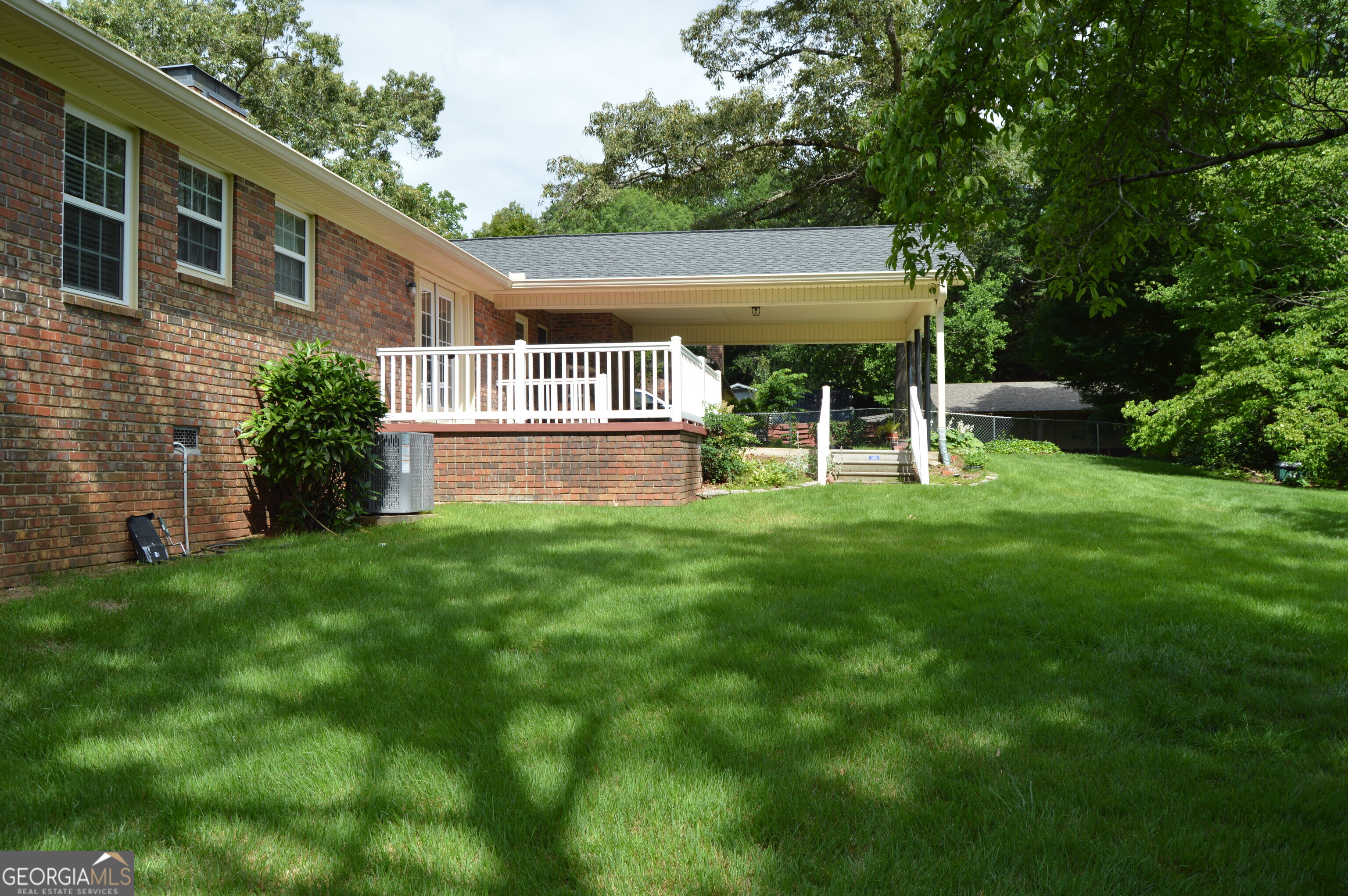 98 Beechwwod Blvd Property Photo 22