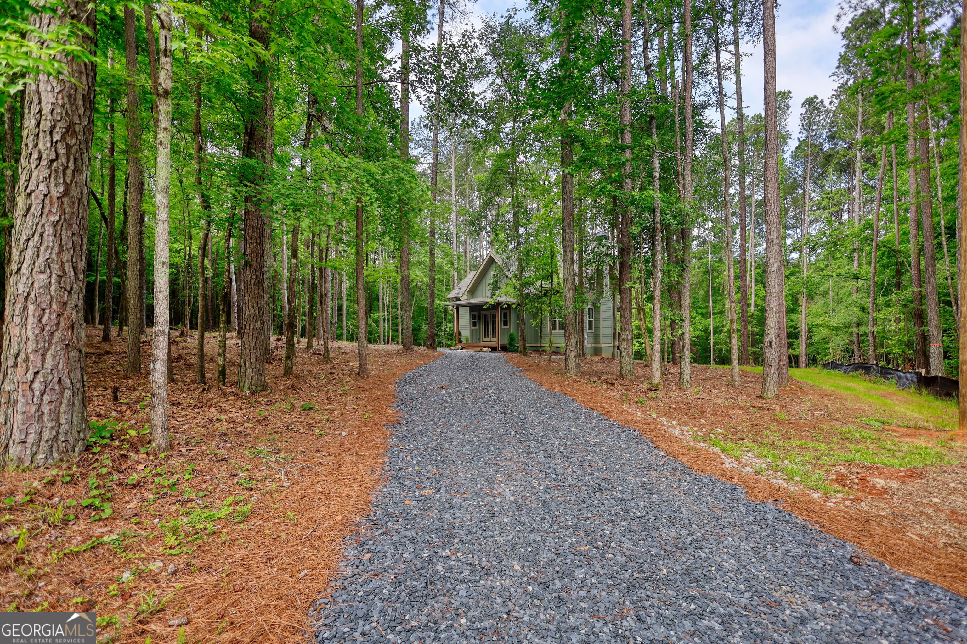 1010 Northwoods Point Property Photo 4