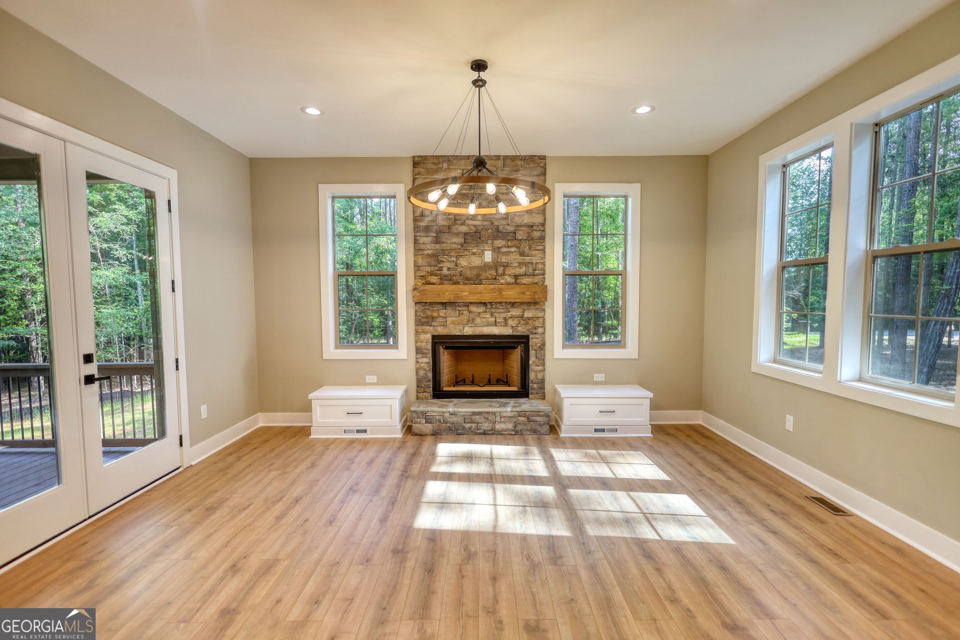 1010 Northwoods Point Property Photo 18