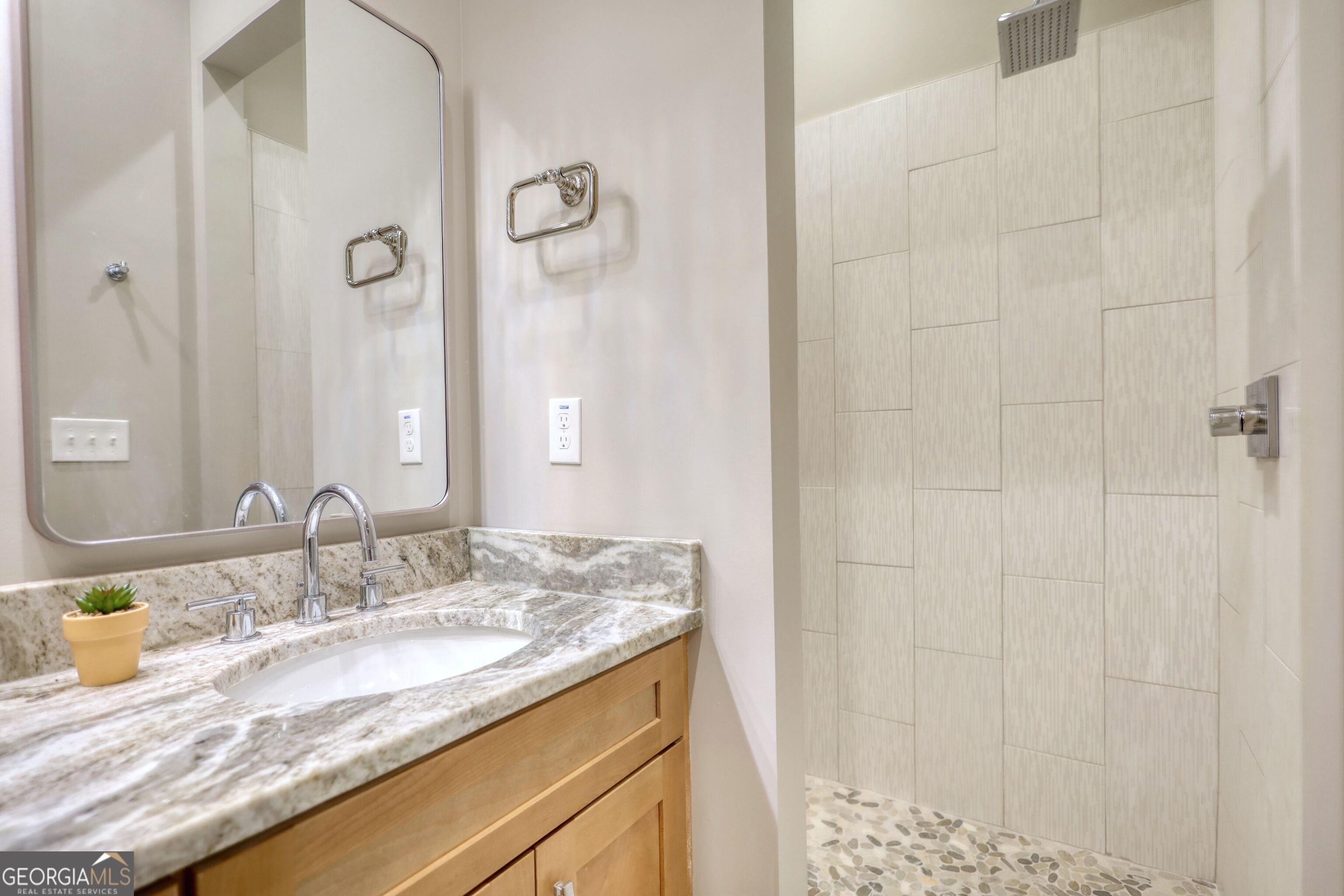 1010 Northwoods Point Property Photo 40