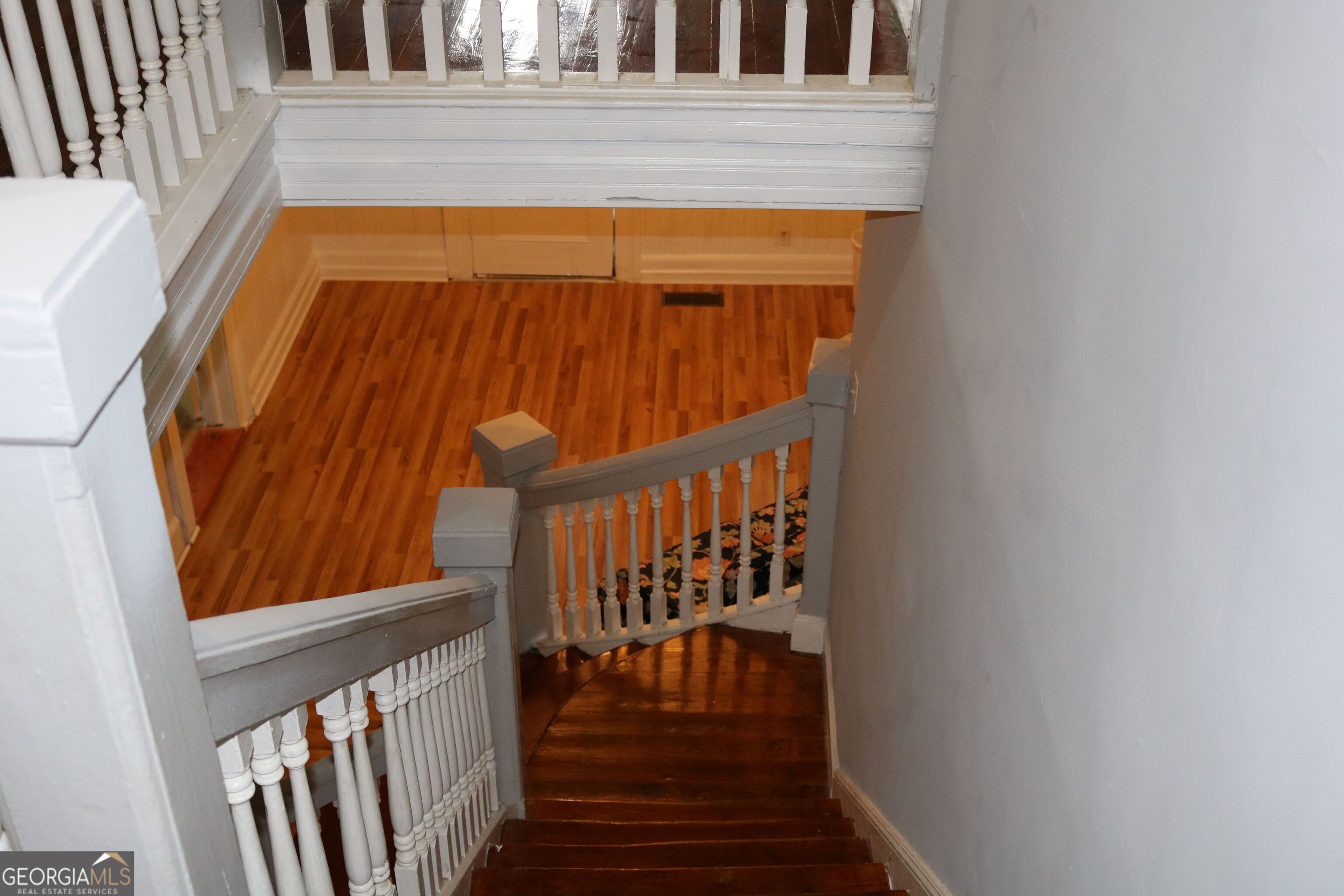 88 Railroad Avenue Property Photo 10