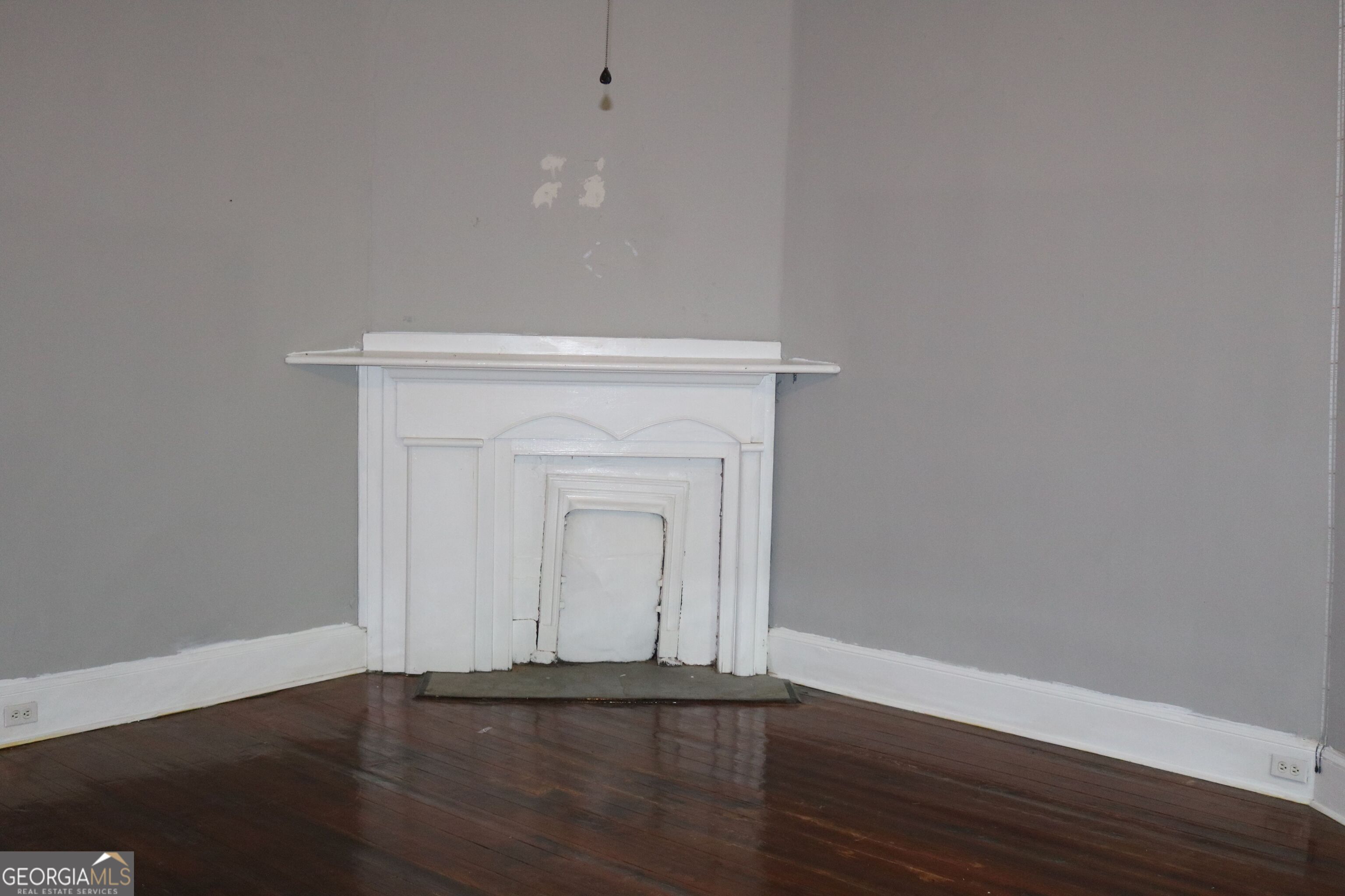 88 Railroad Avenue Property Photo 11