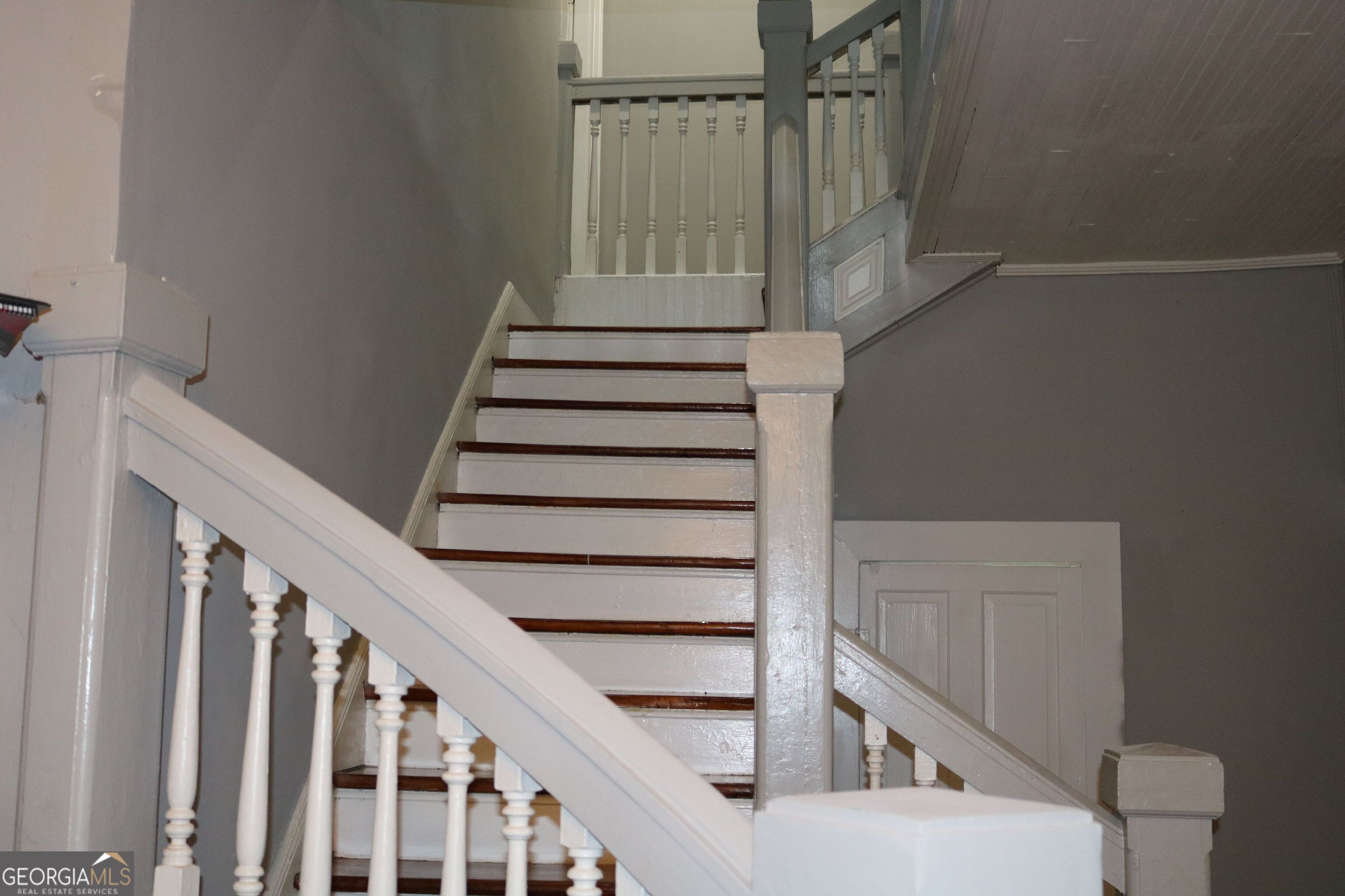 88 Railroad Avenue Property Photo 15