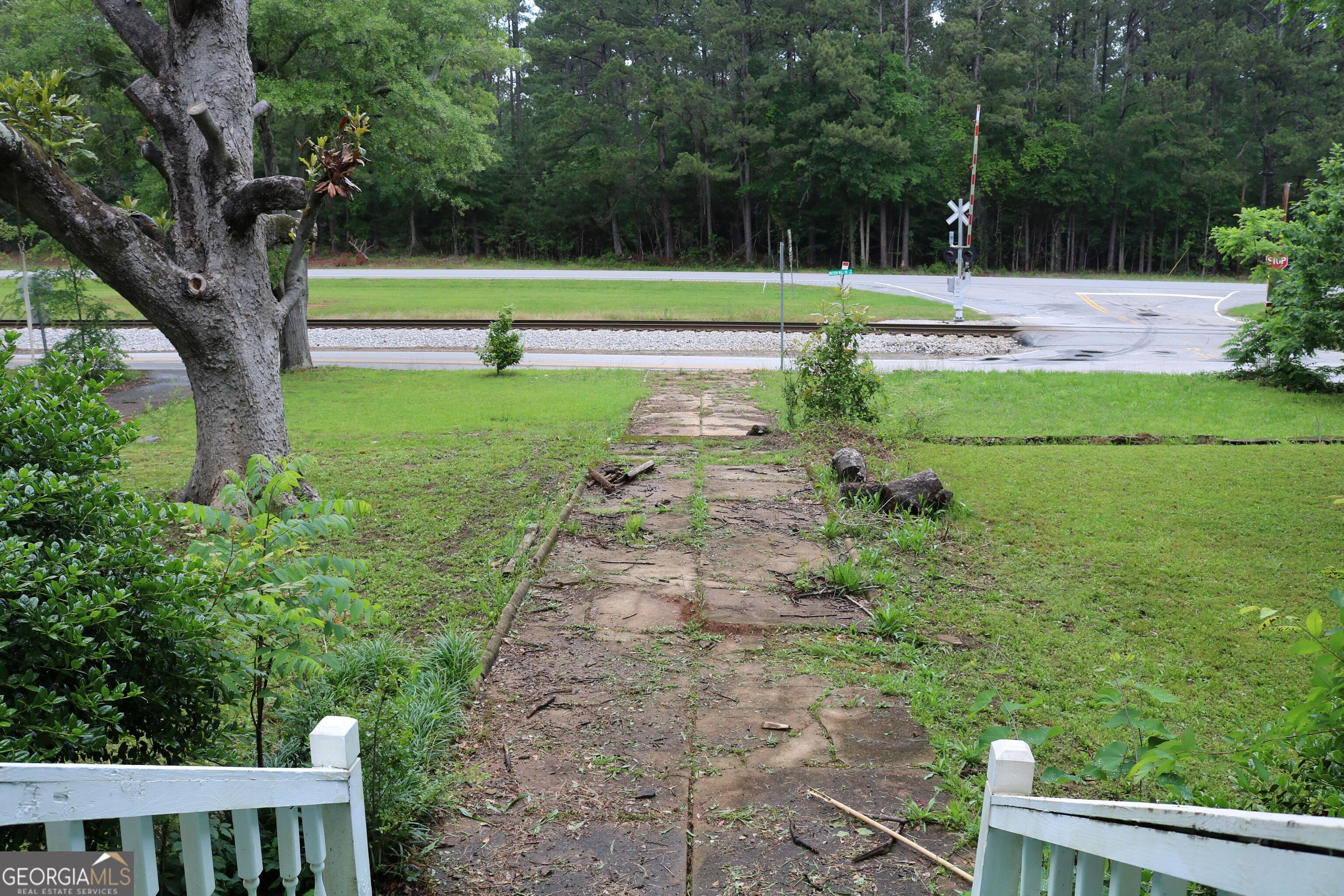 88 Railroad Avenue Property Photo 38