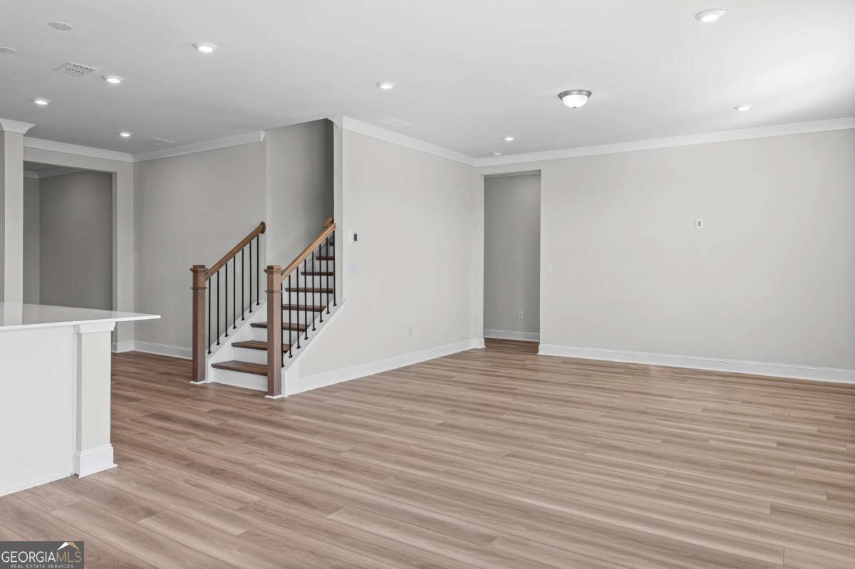 293 Nesta Grove Drive Property Photo 12