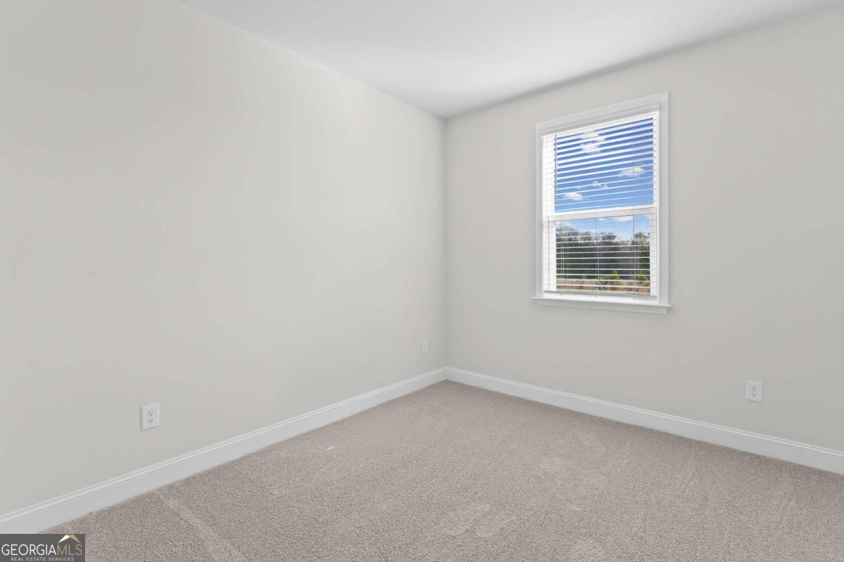 293 Nesta Grove Drive Property Photo 14