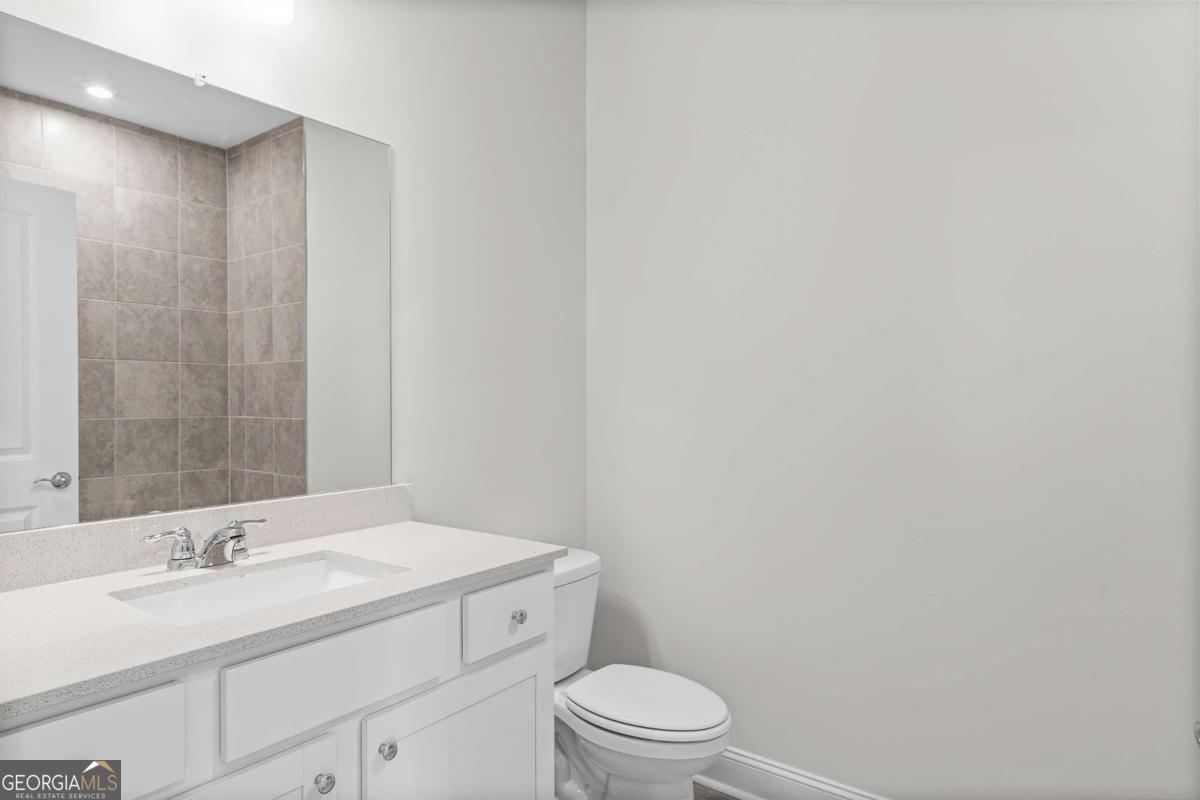 293 Nesta Grove Drive Property Photo 16