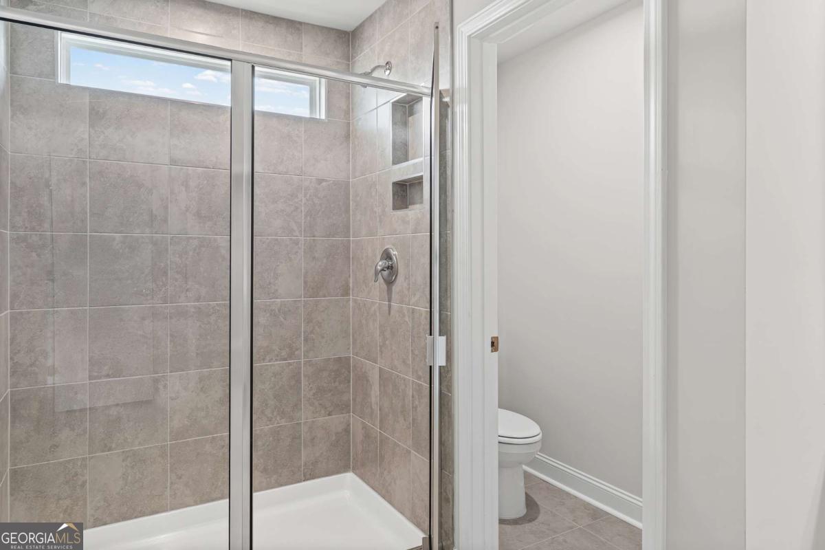 293 Nesta Grove Drive Property Photo 22
