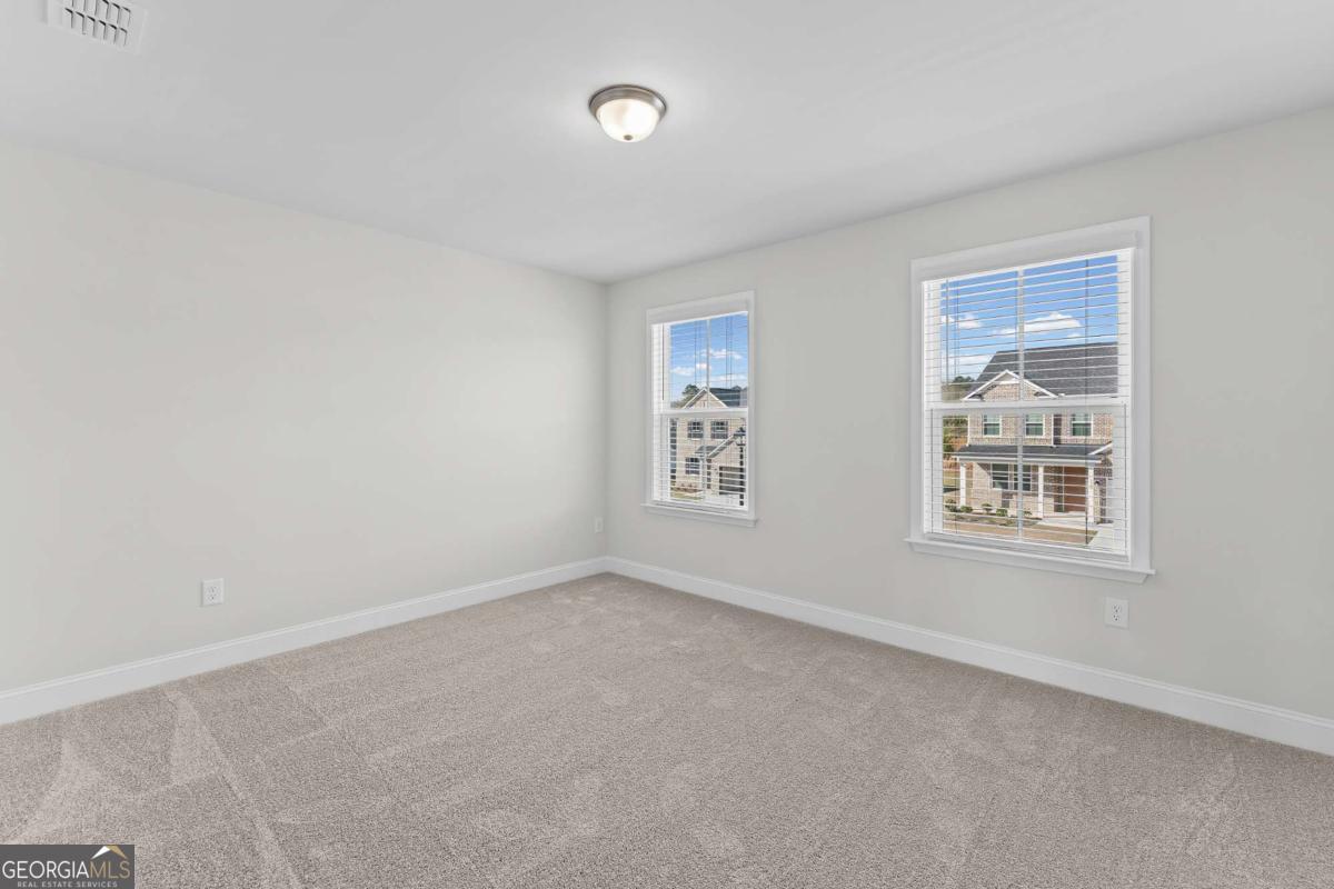 293 Nesta Grove Drive Property Photo 27