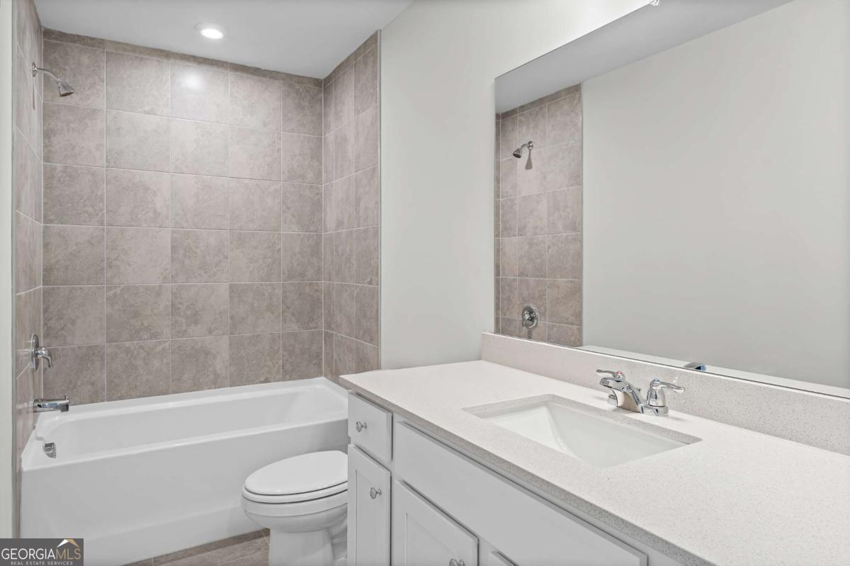 293 Nesta Grove Drive Property Photo 29