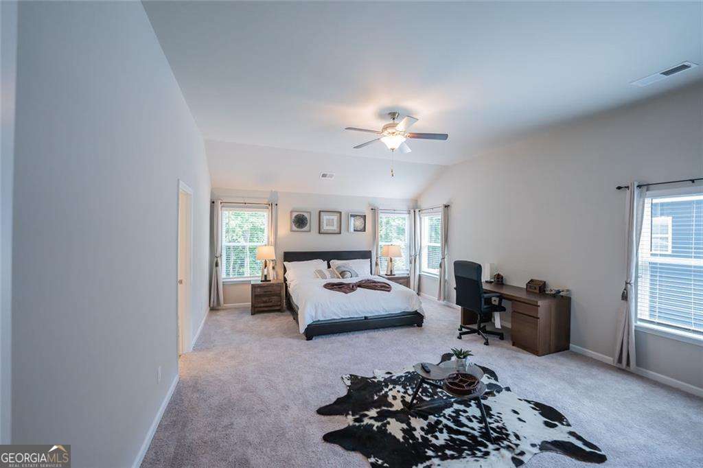 454 Burgundy Terrace Se Property Photo 15