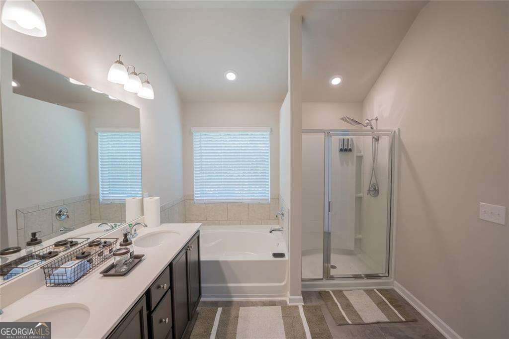 454 Burgundy Terrace Se Property Photo 39