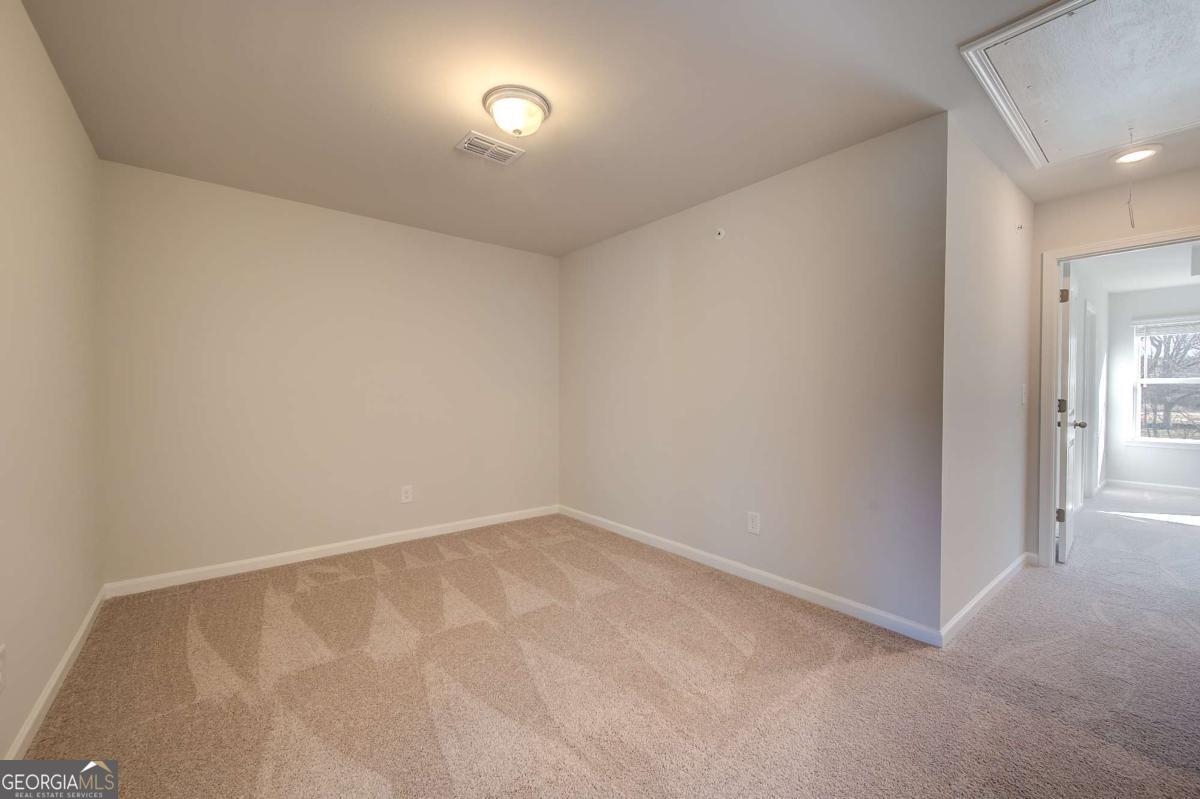 8098 Tiger Way Property Photo 13