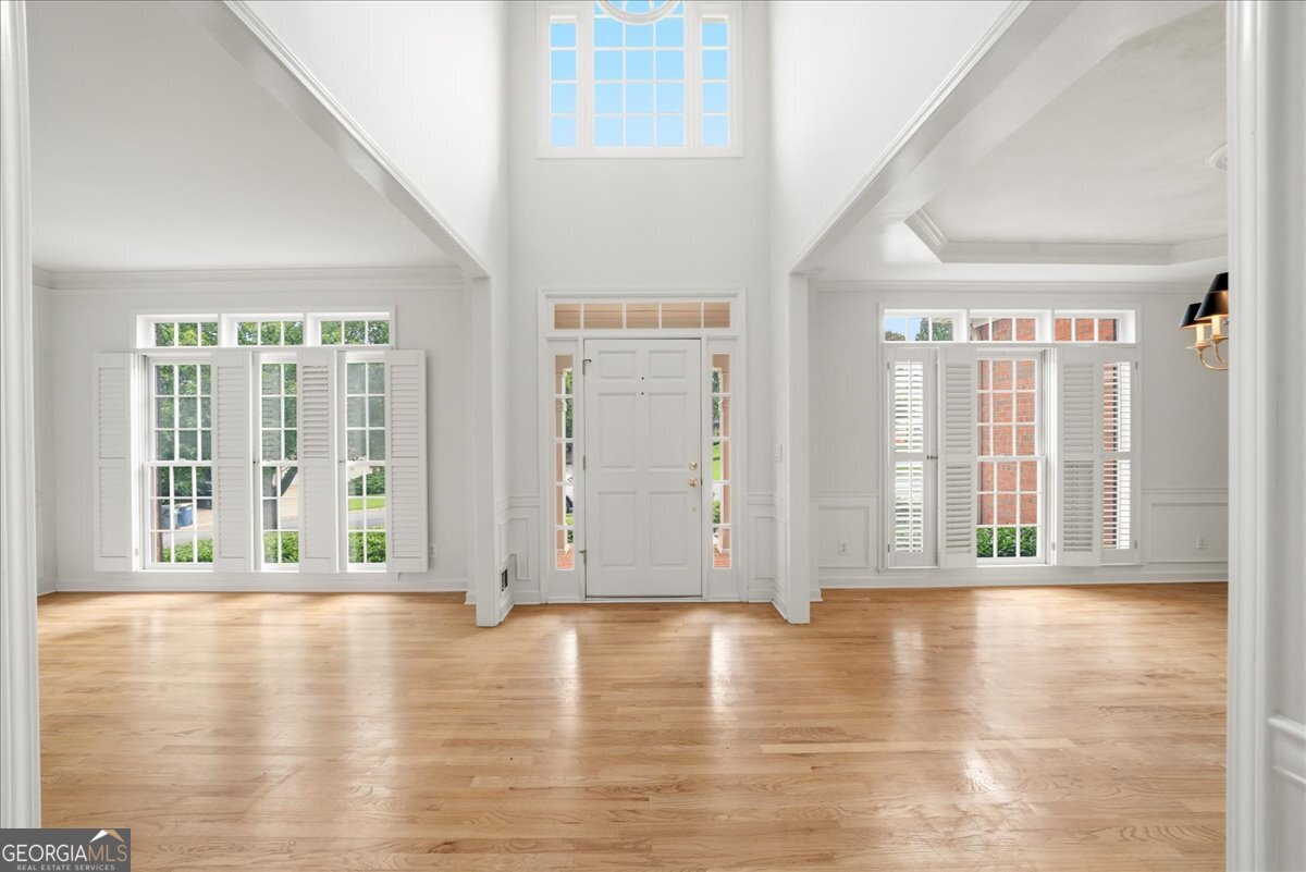 2036 Kinsmon Drive Property Photo 8