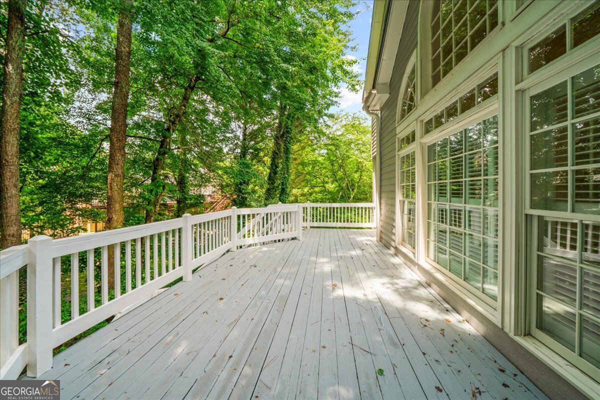 2036 Kinsmon Drive Property Photo 29