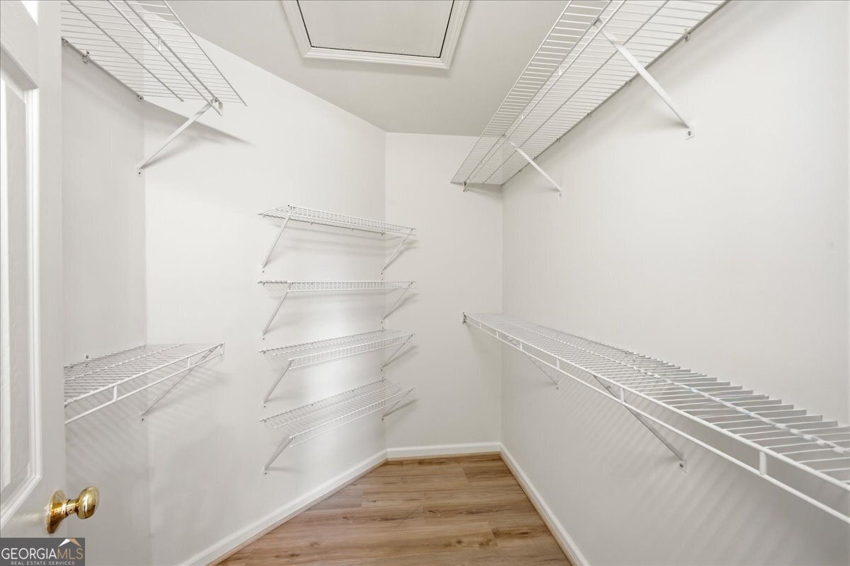 2036 Kinsmon Drive Property Photo 46