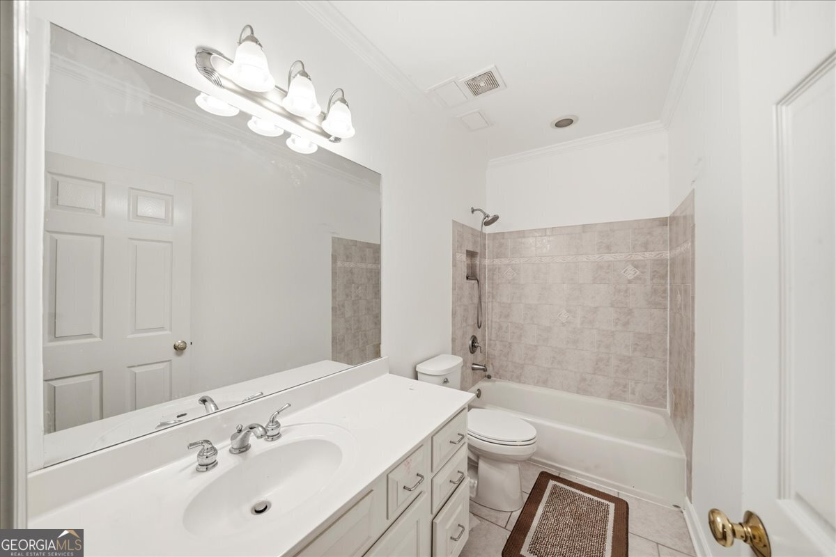 2036 Kinsmon Drive Property Photo 54