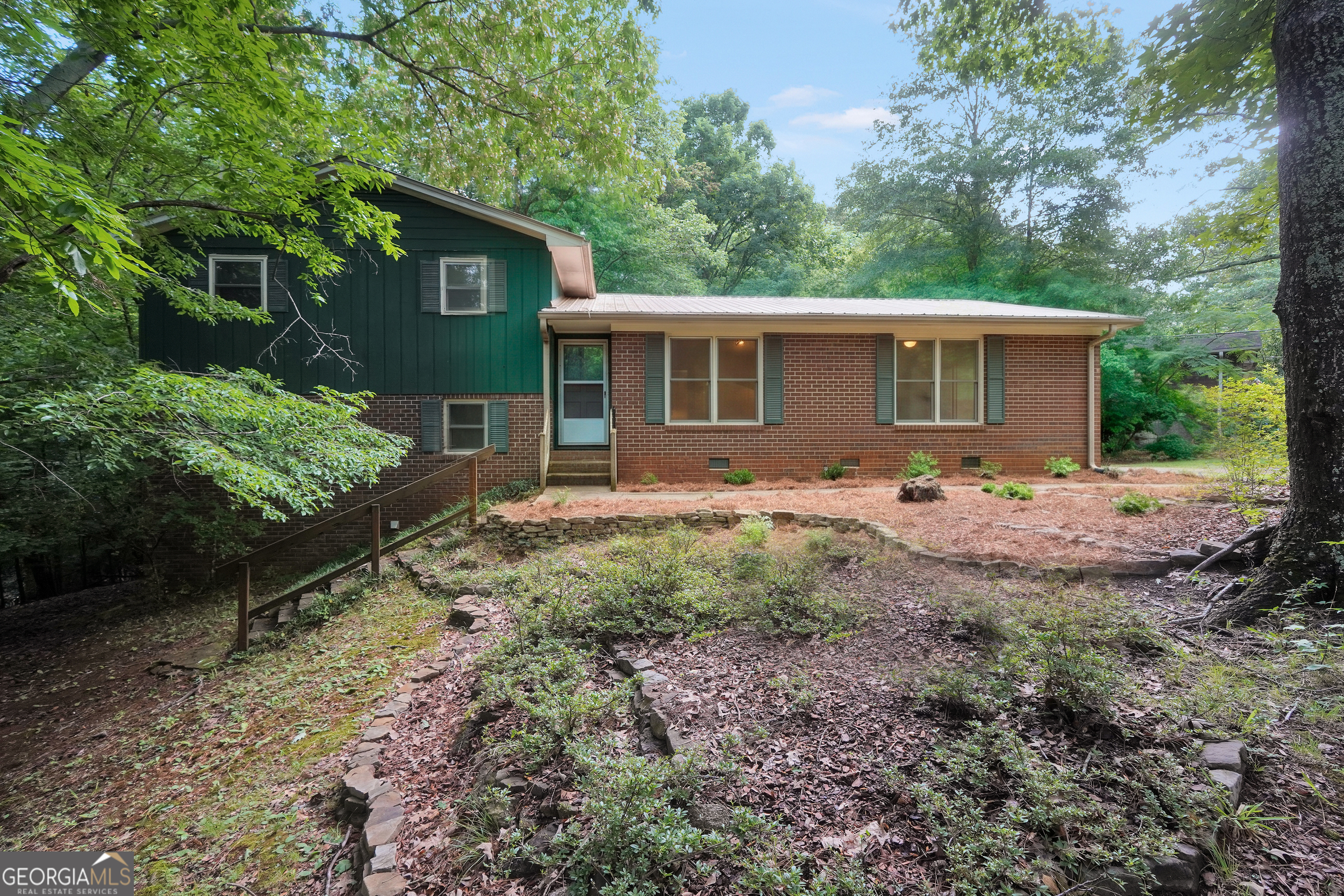 315 Caldwell Circle Property Photo 1