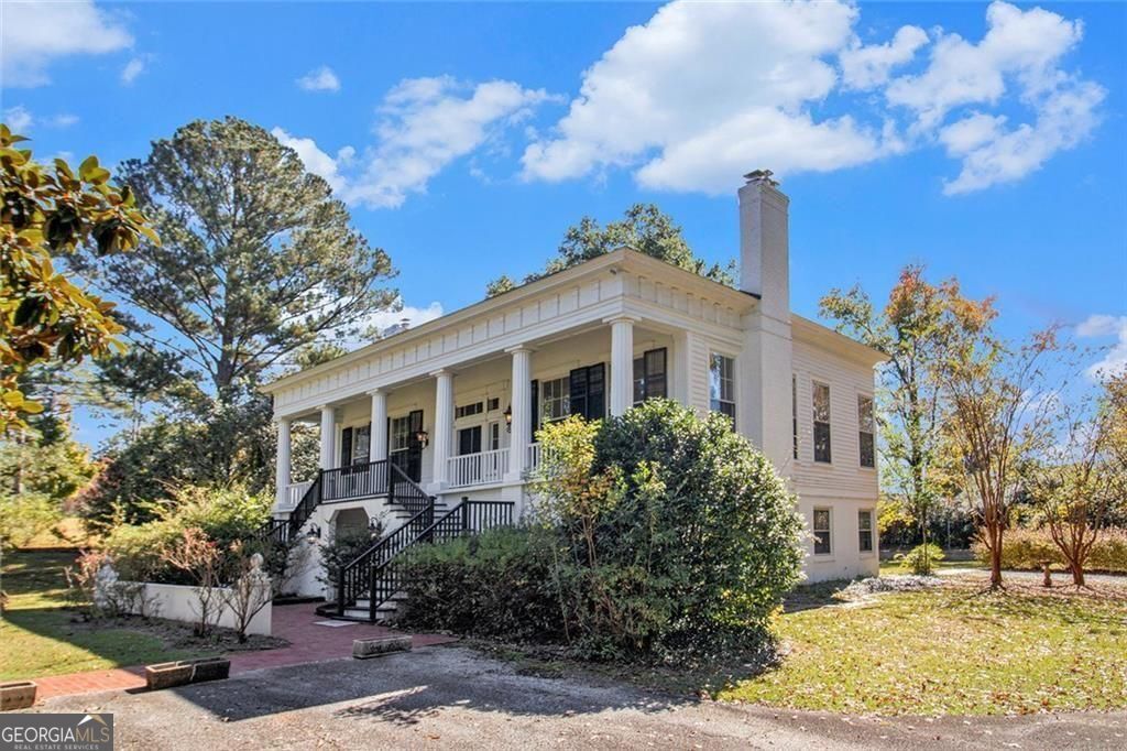 112 Hillcrest Road Property Photo 3