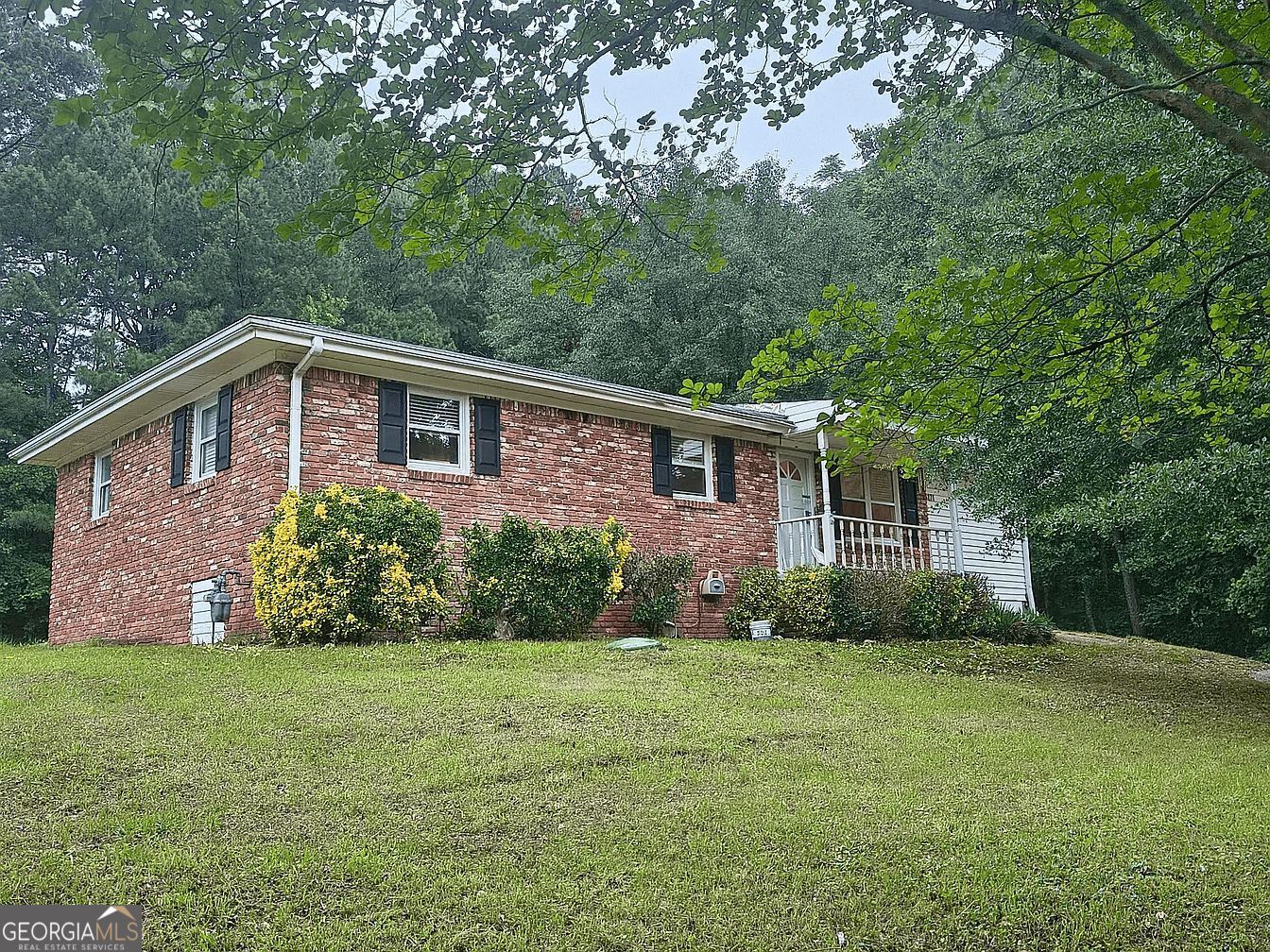 6271 Mountain Court SE Property Photo 1