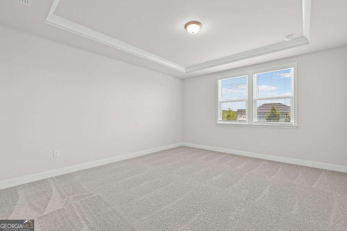 134 Kenney Way Property Photo 9