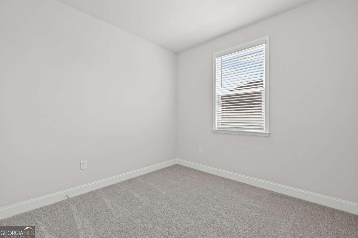 134 Kenney Way Property Photo 14