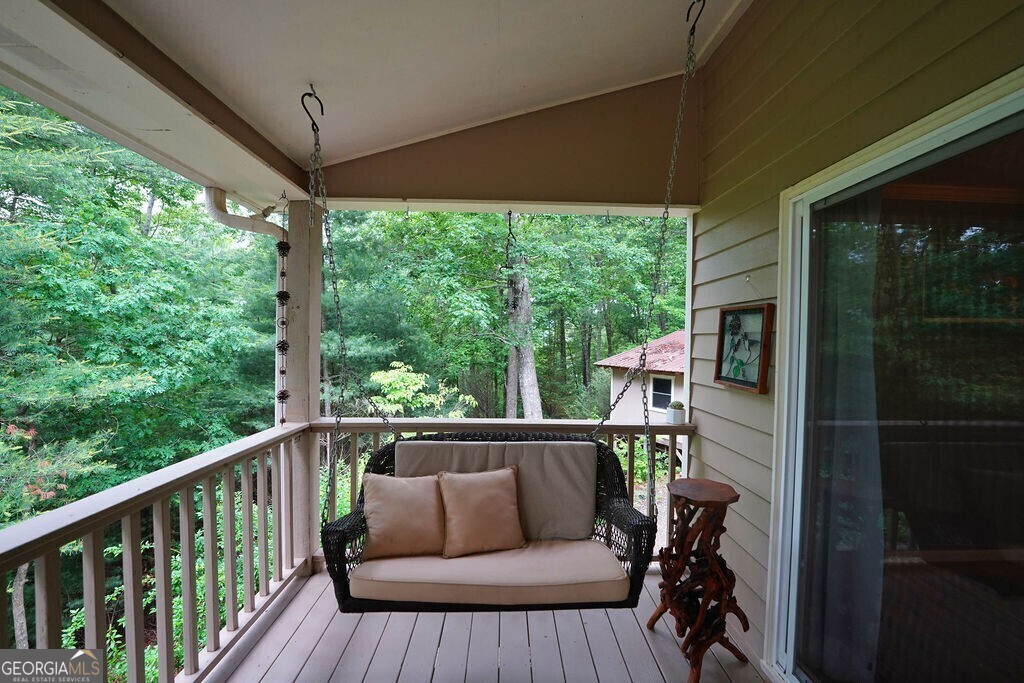 165 Amelia Lane Property Photo 18