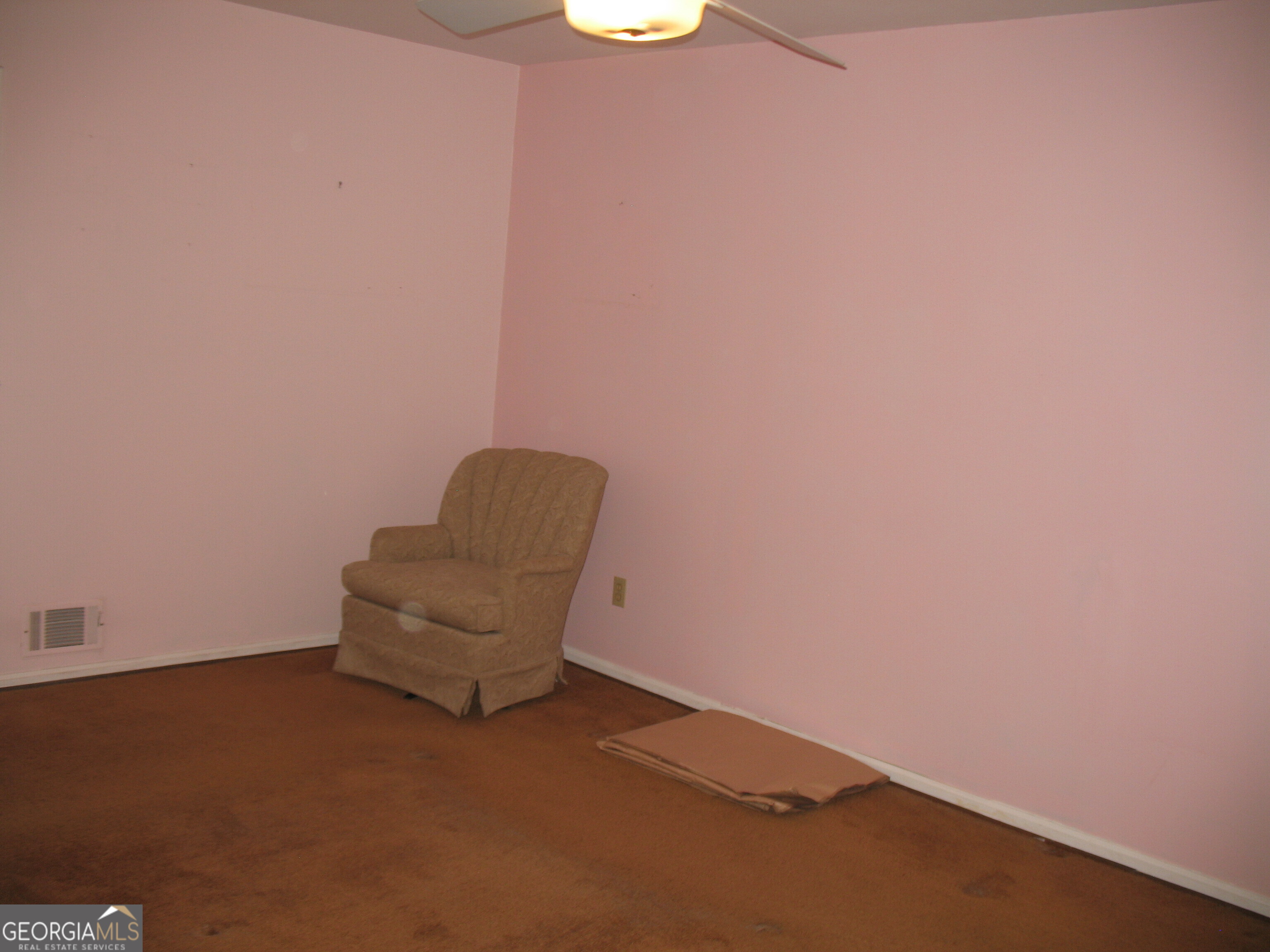 2281 Midvale Circle Property Photo 10