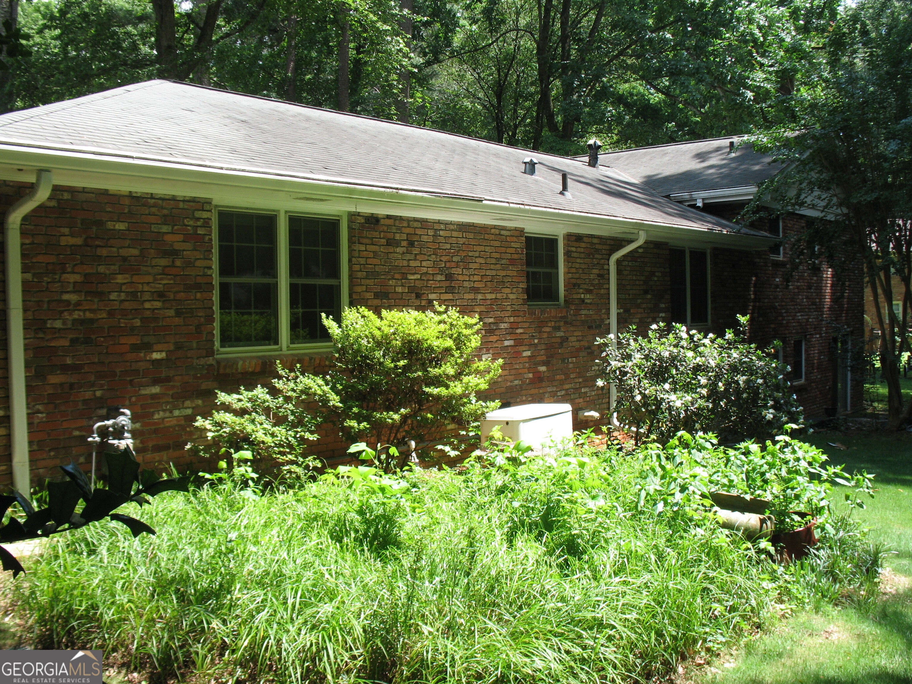 2281 Midvale Circle Property Photo 23