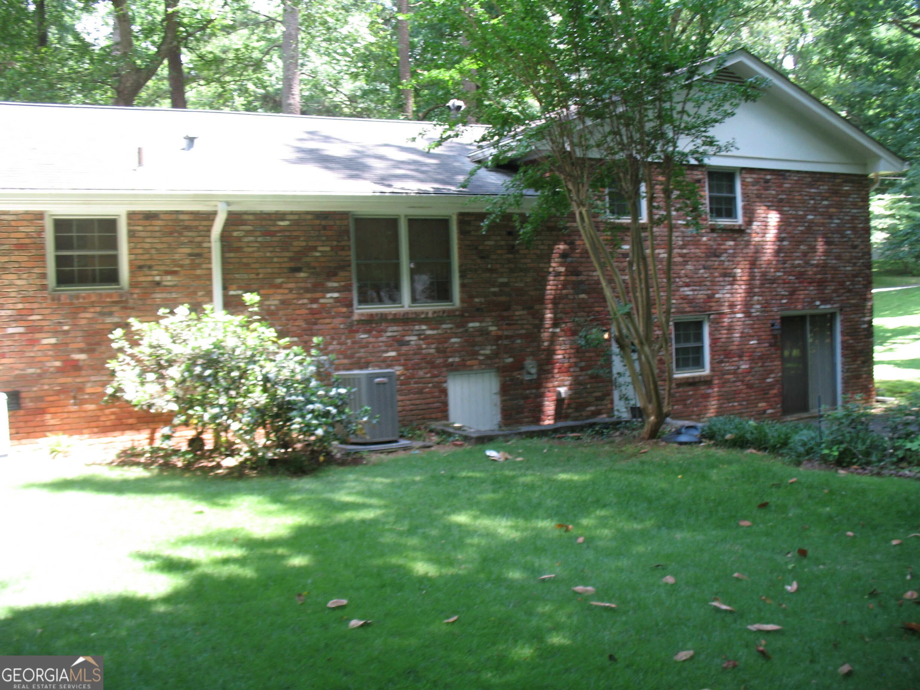 2281 Midvale Circle Property Photo 25