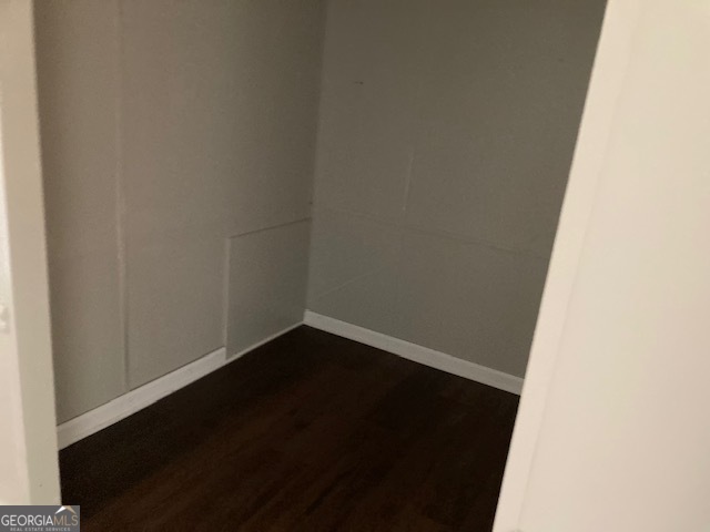9154 Crooked Run Road Property Photo 11