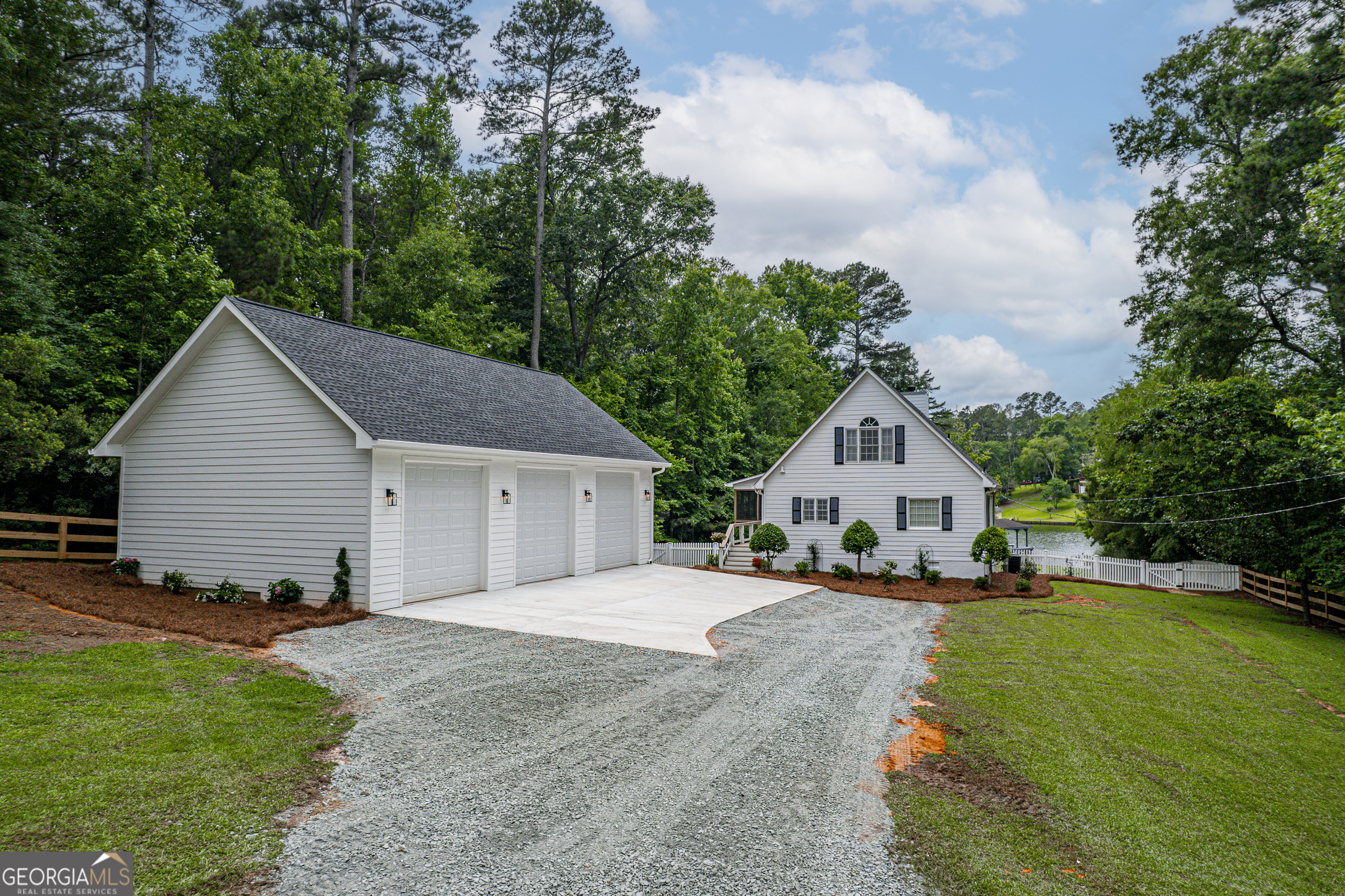 336 Cold Branch Road Property Photo 5